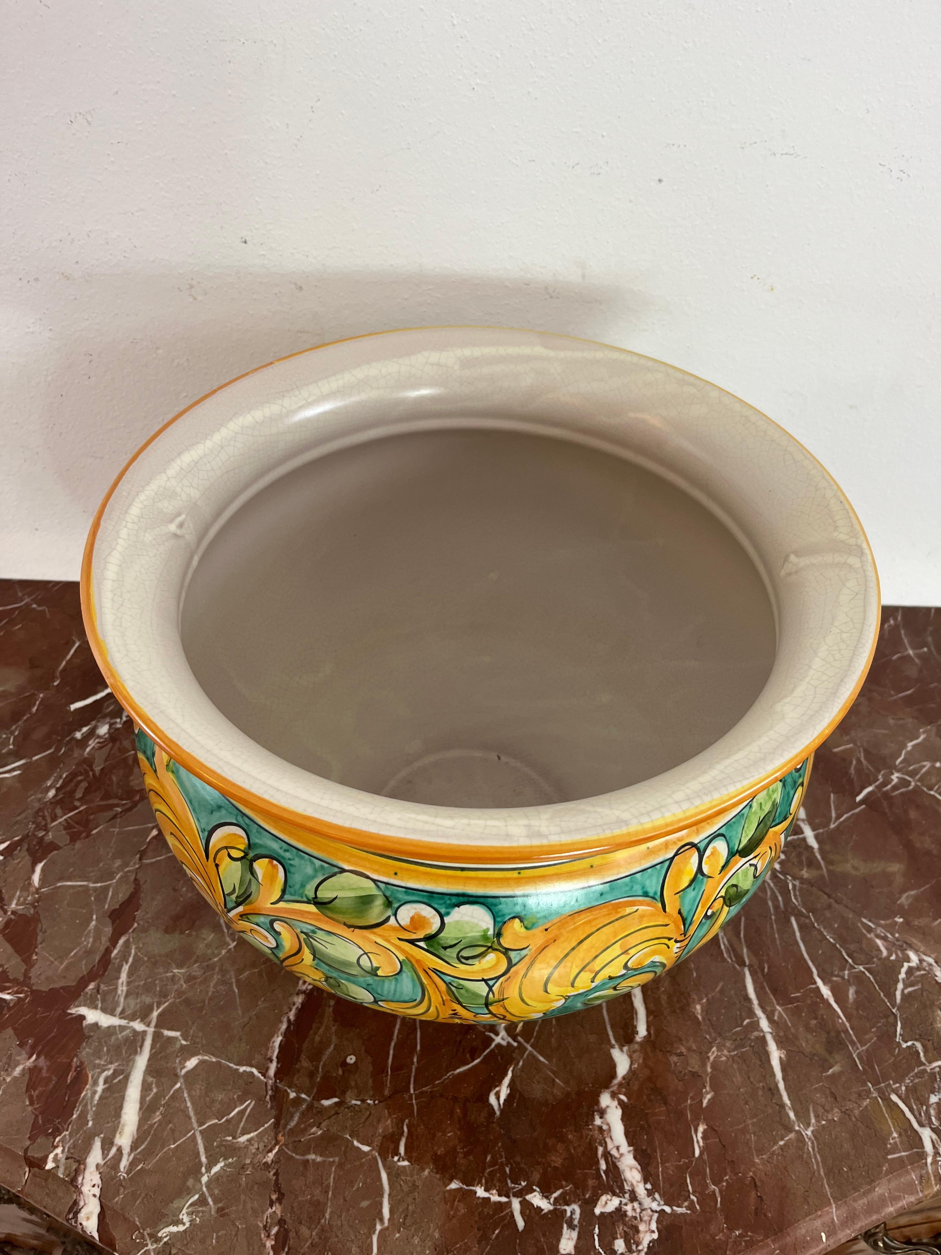 Grande cachepot siciliano in ceramica smaltata di Santo Stefano di Camastra, anni '70 in vendita 2