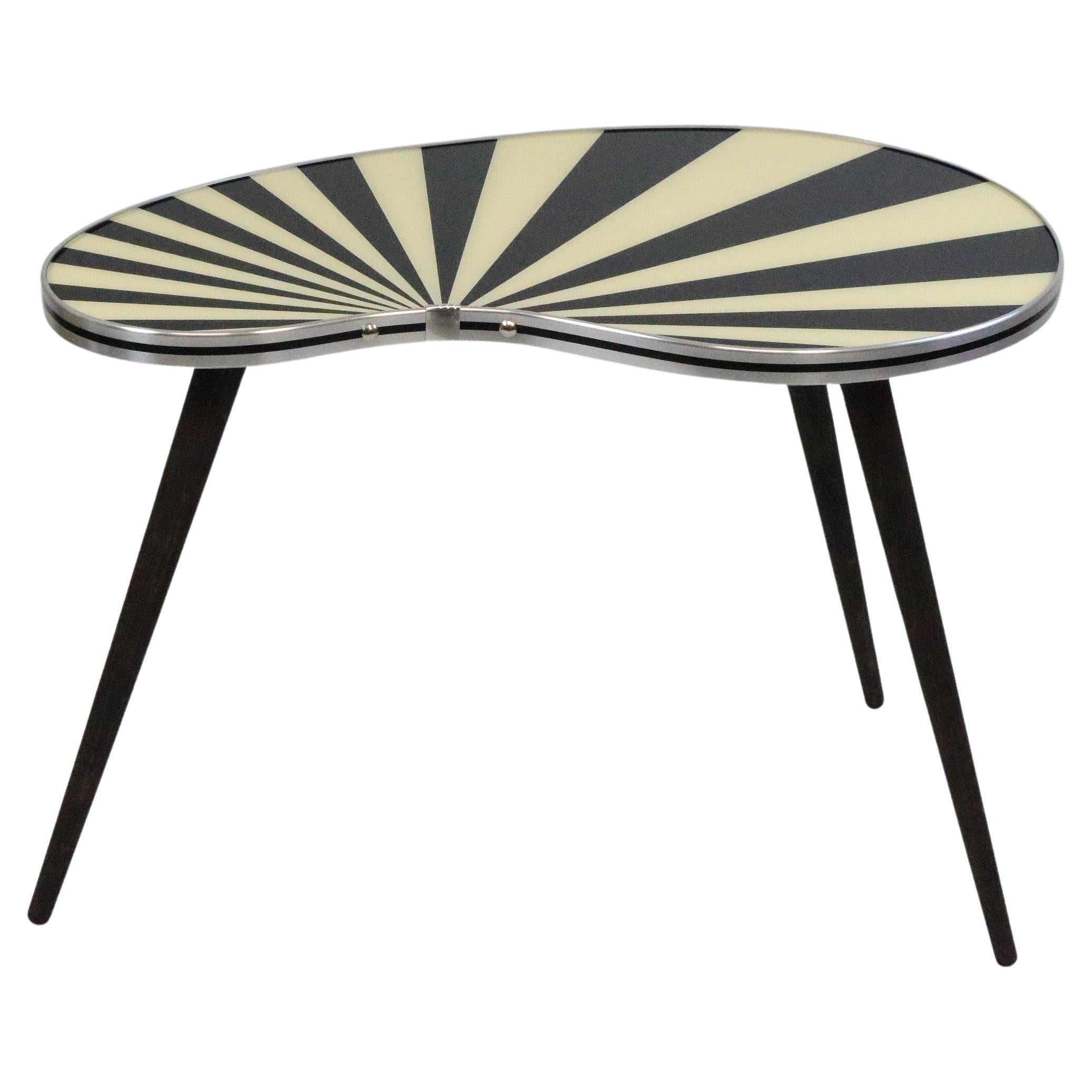 Large Side Table, Kidney Shaped, Black-White, Silver, 3 Elegant Legs, 50s Style
