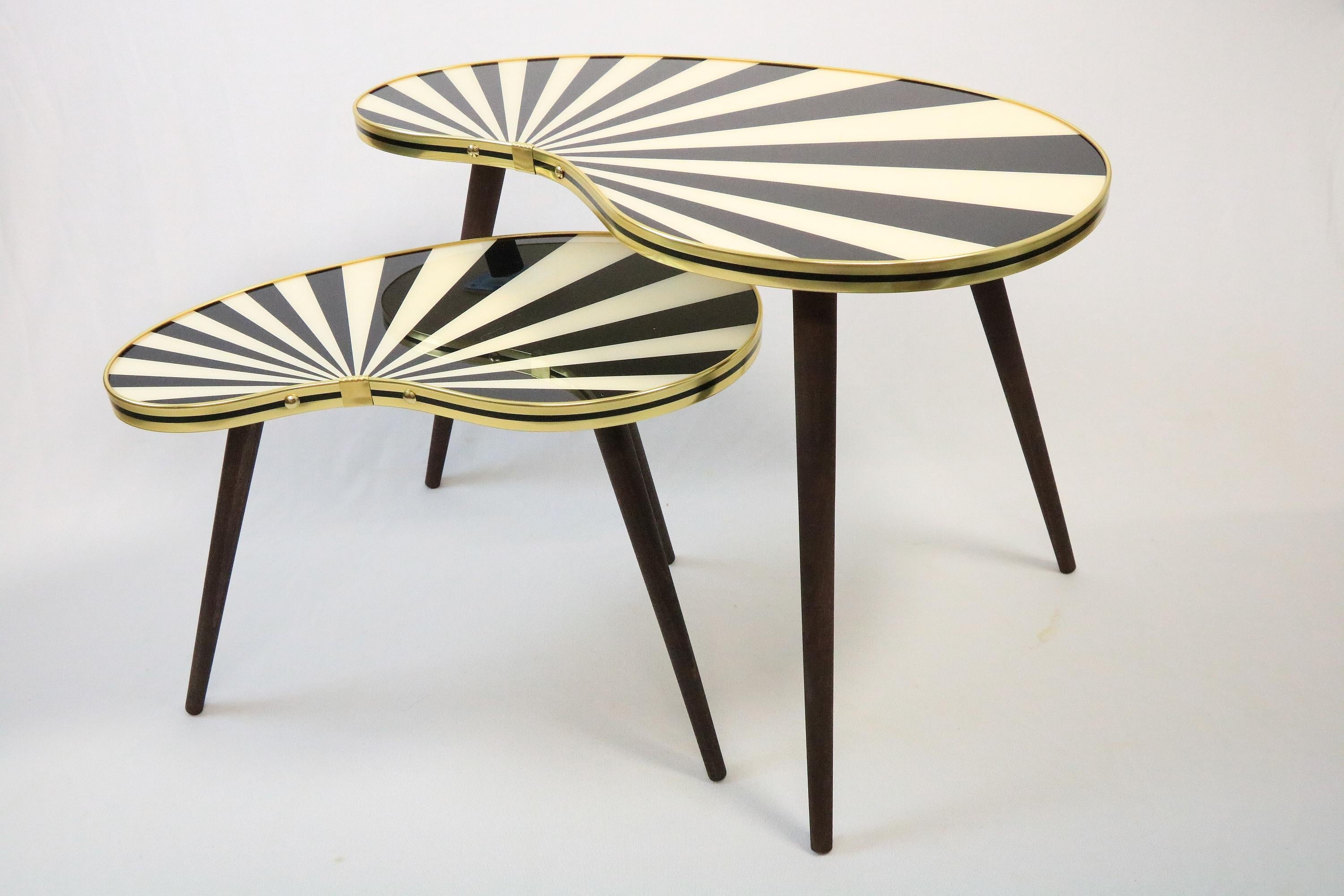 Brass Large Side Table, Kidney Shaped, Black-White Stripes, 3 Elegant Legs, 50s Style