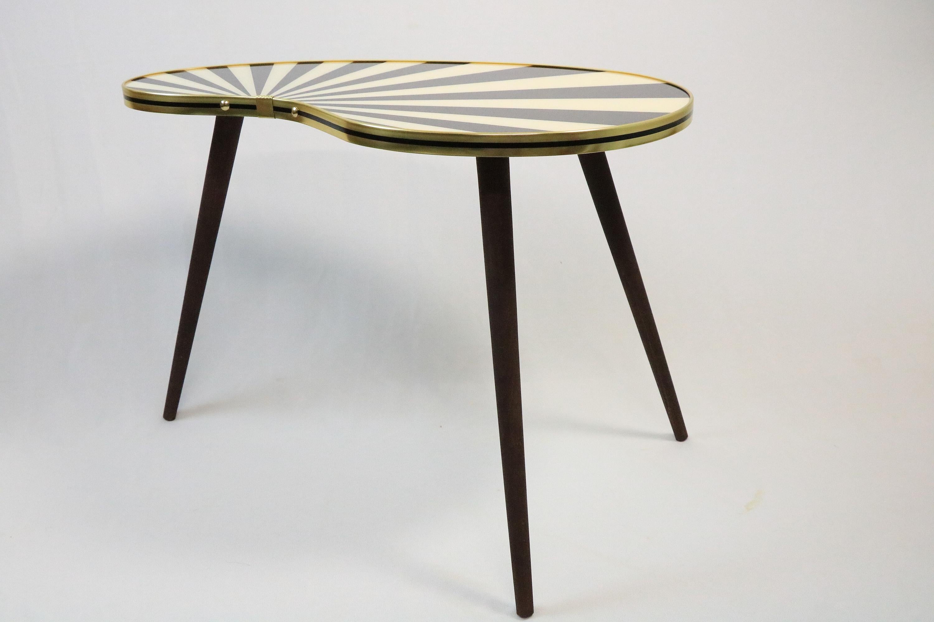 Large Side Table, Kidney Shaped, Black-White Stripes, 3 Elegant Legs, 50s Style 3