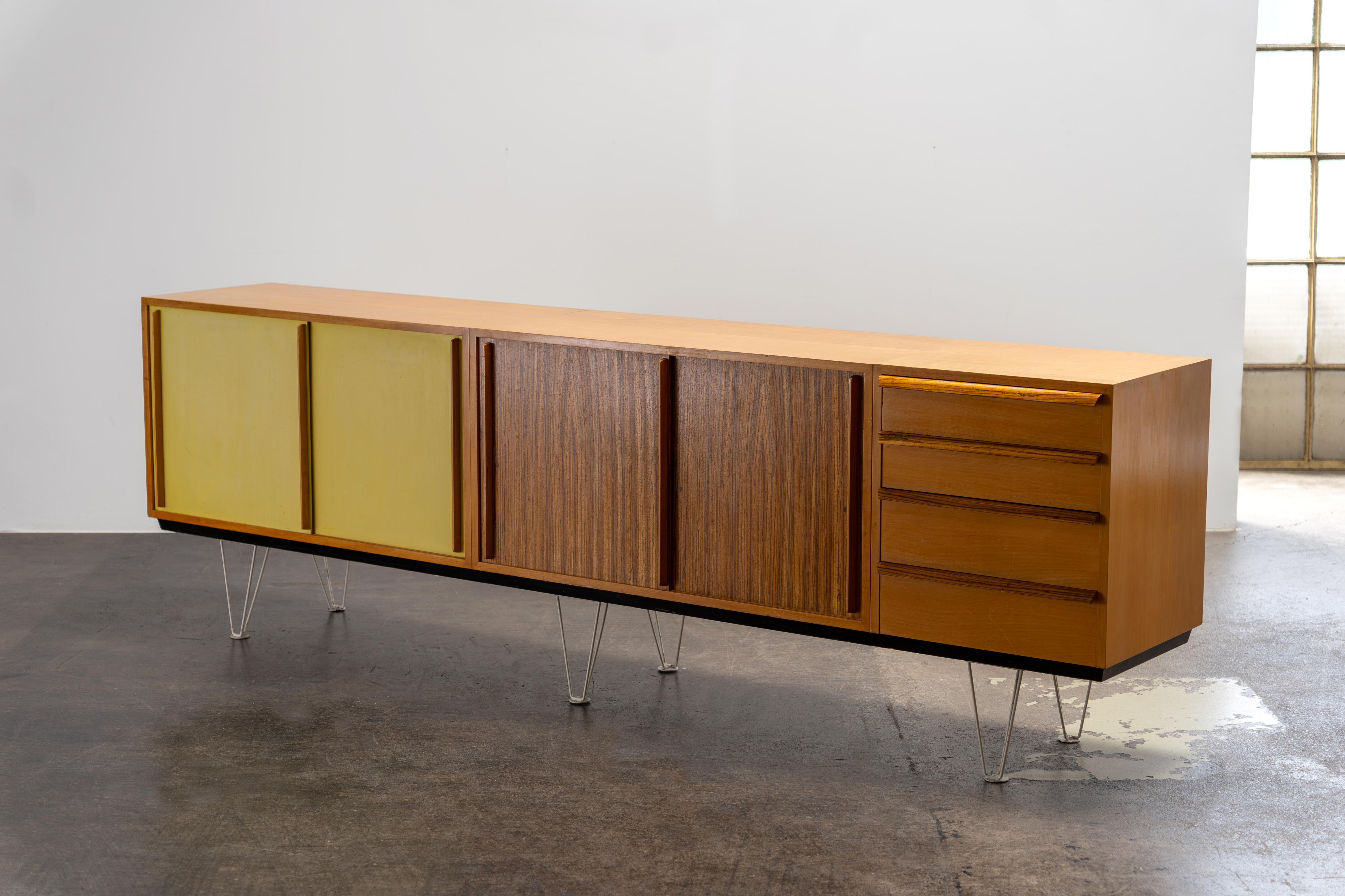 Grand buffet d'Alfred Altherr K. H. Frey Freba Typenmöbel, années 1950 en vente 5