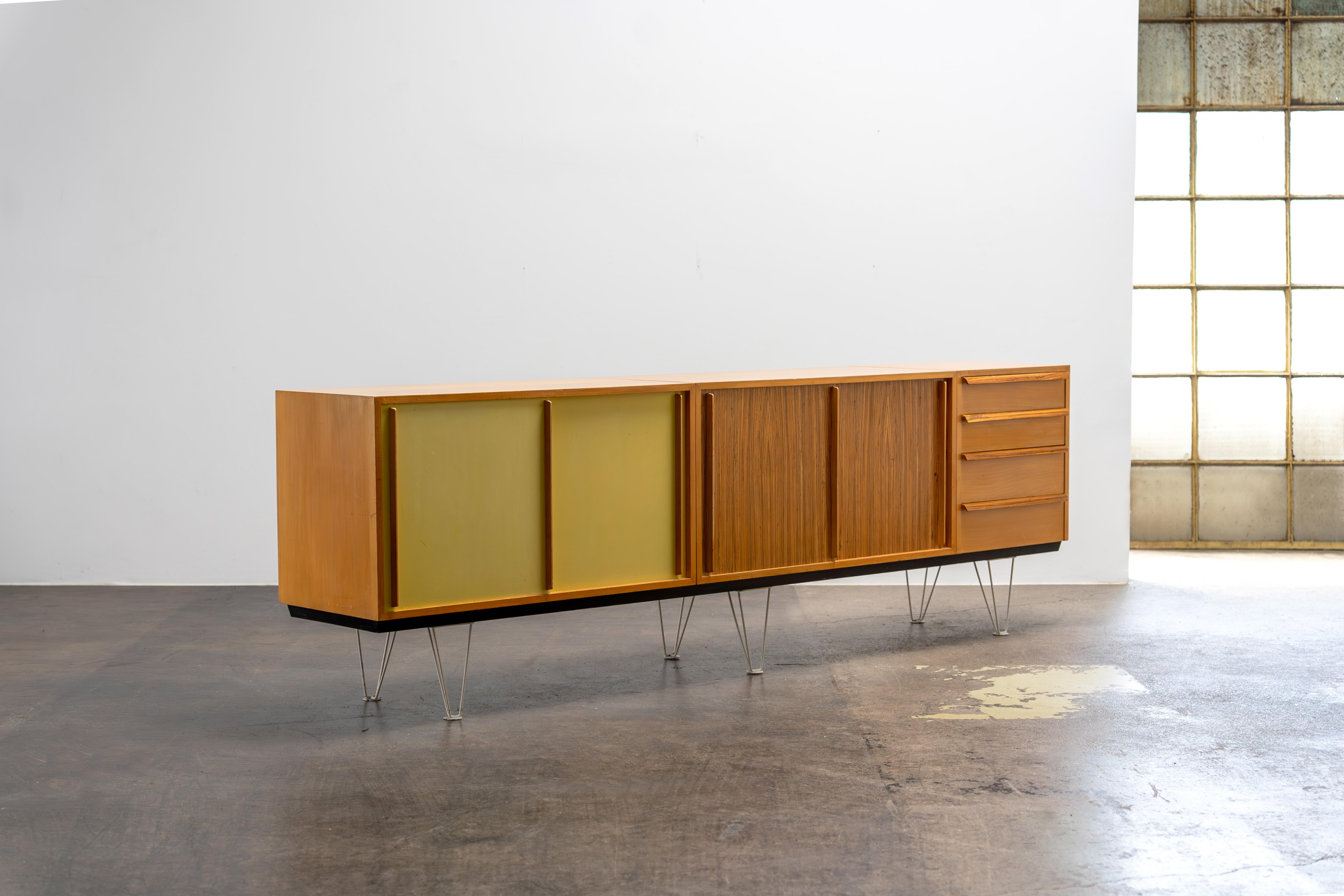Grand buffet d'Alfred Altherr K. H. Frey Freba Typenmöbel, années 1950 en vente 6