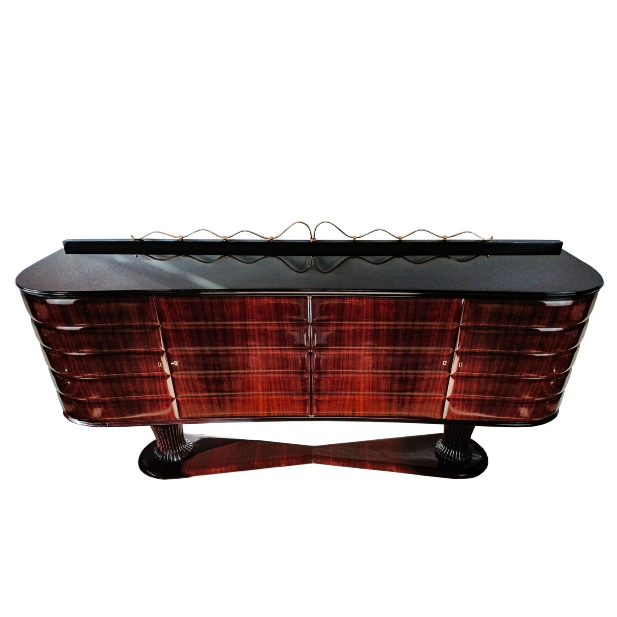 Mid-Century Modern Grand buffet de Vittorio Dassi - Italie 1949-50 en vente