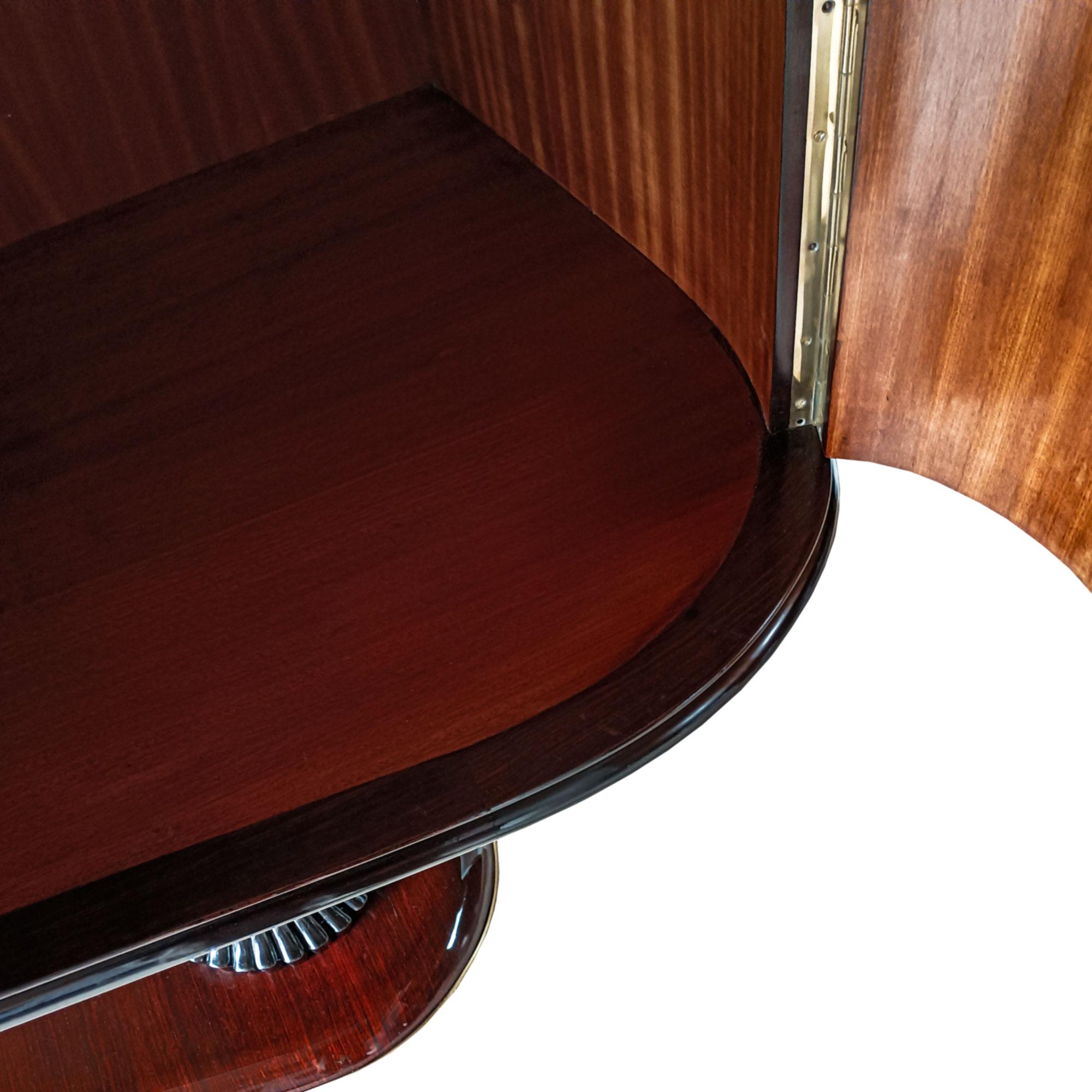 Laiton Grand buffet de Vittorio Dassi - Italie 1949-50 en vente