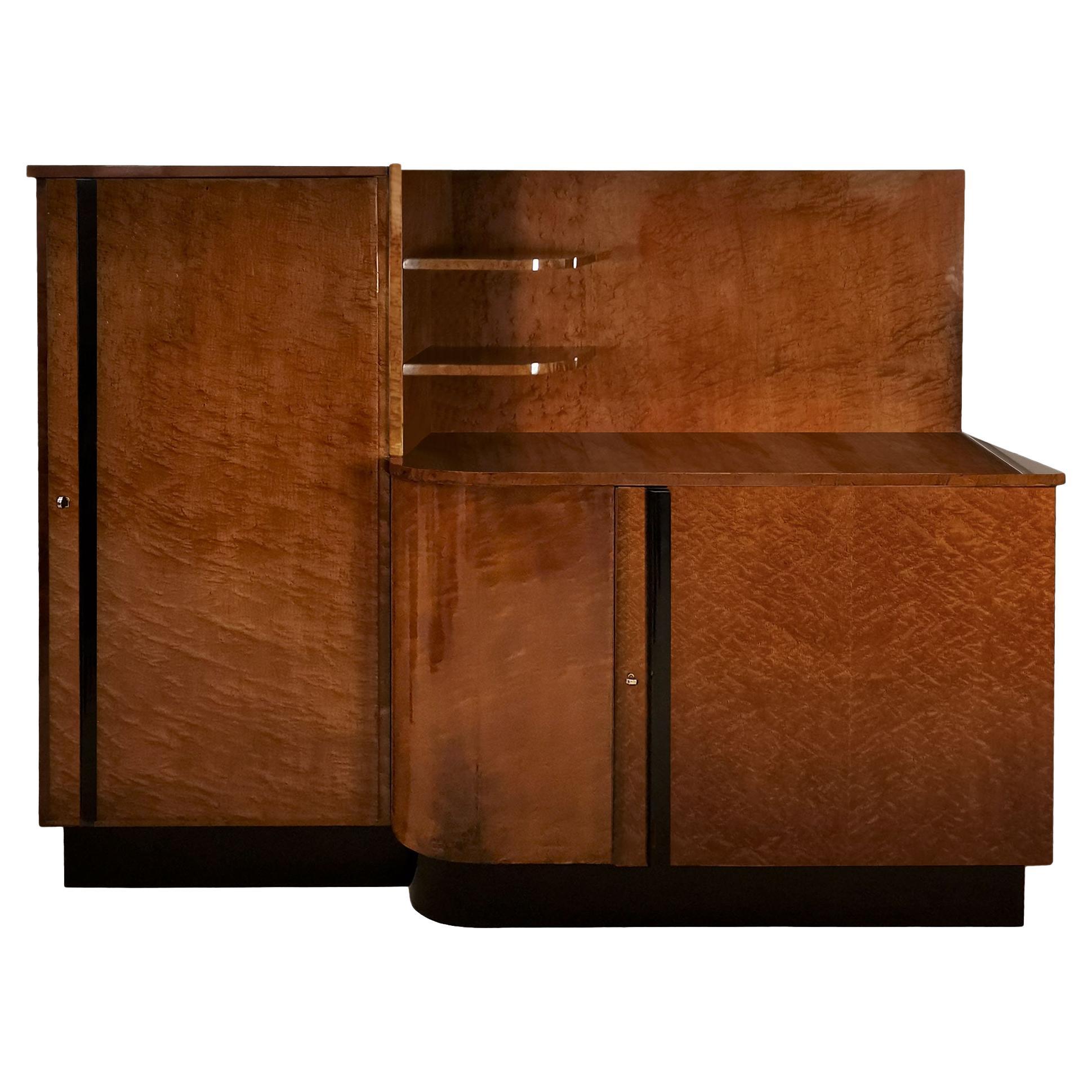 Large Art Deco Sideboard Cabinet in Speckled Mahogany - Italy 1930 For Sale