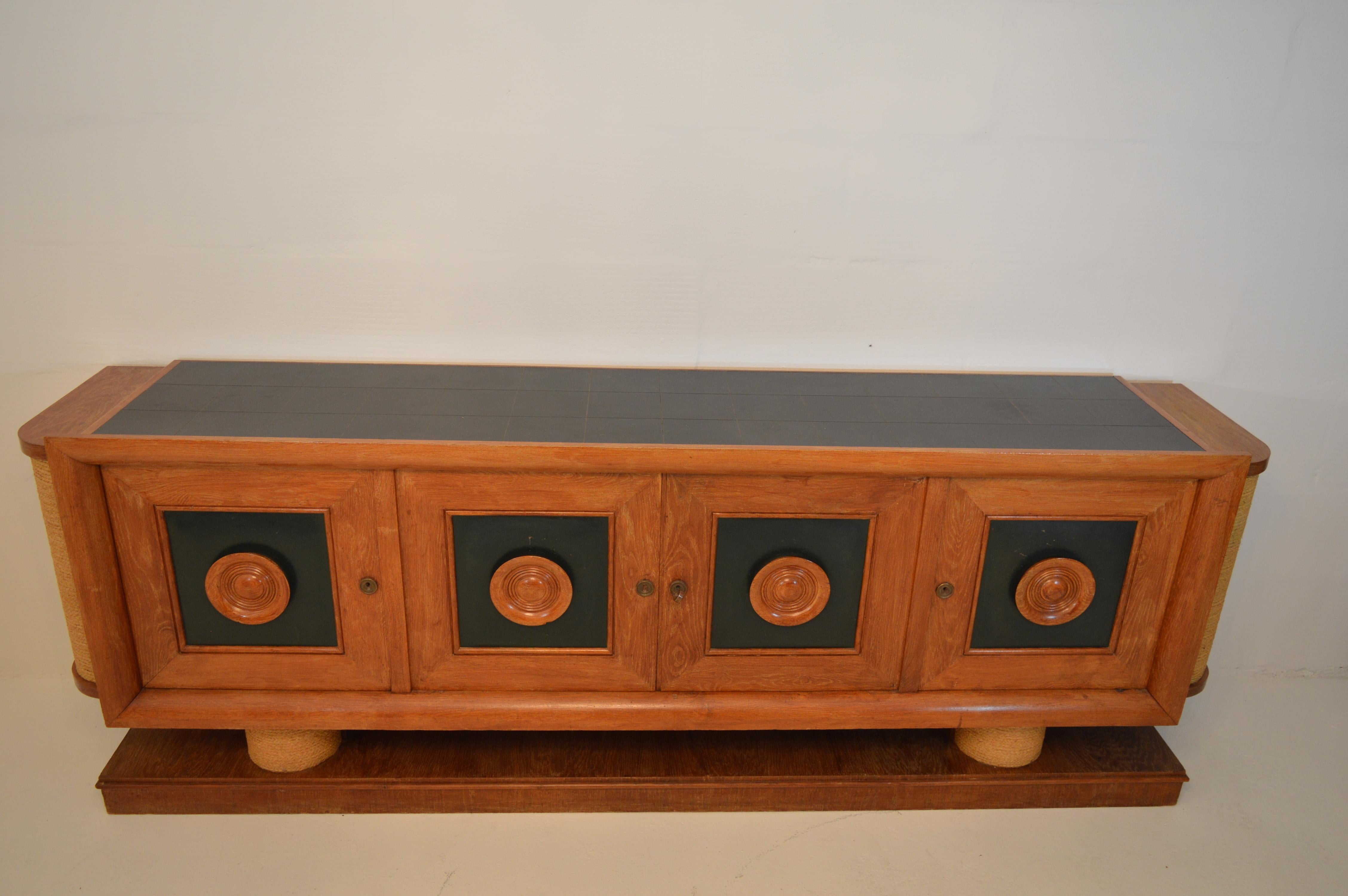 Large Sideboard in Oak by Adrien Audoux and Frida Minet, 1940 In Good Condition In Castenray, NL