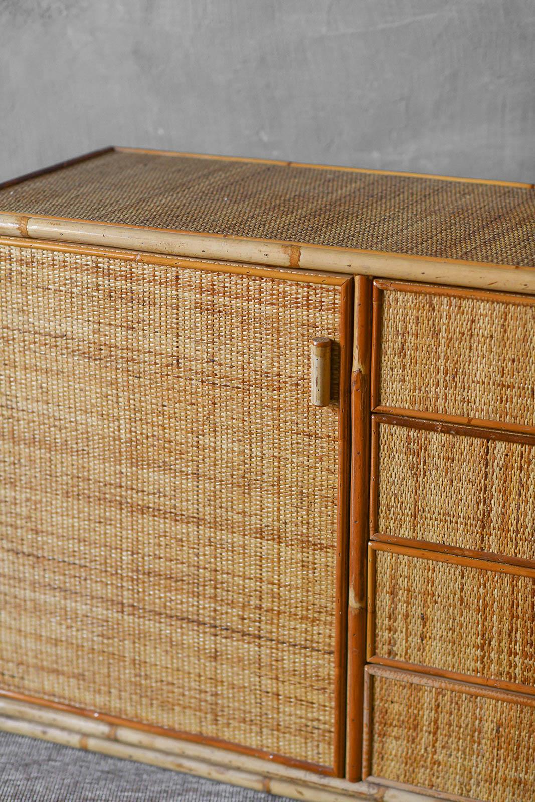 Wicker Large sideboard in rush and wicker, 1980 For Sale