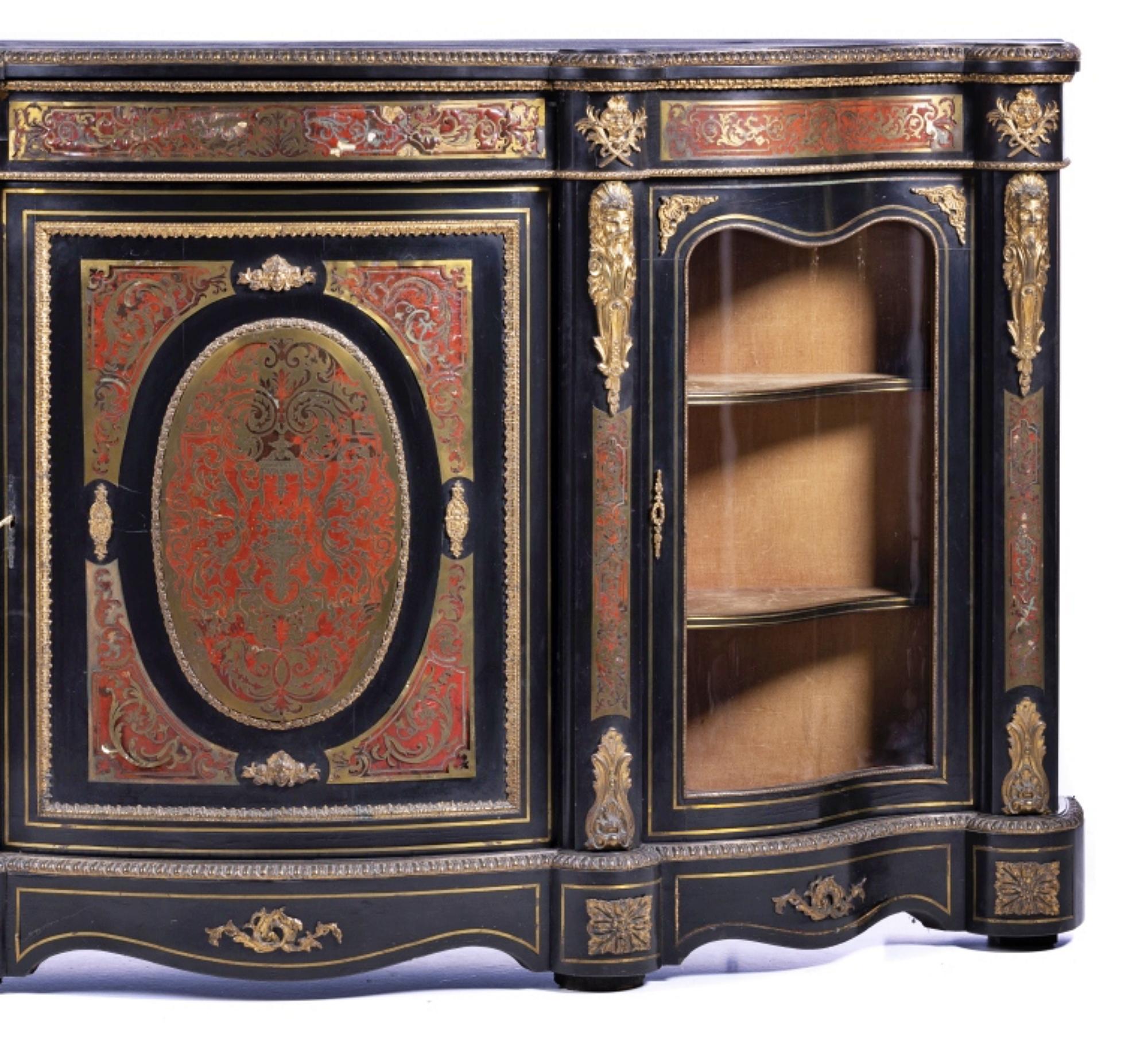 Hand-Crafted Large Sideboard Napoleon III, 19th Century For Sale