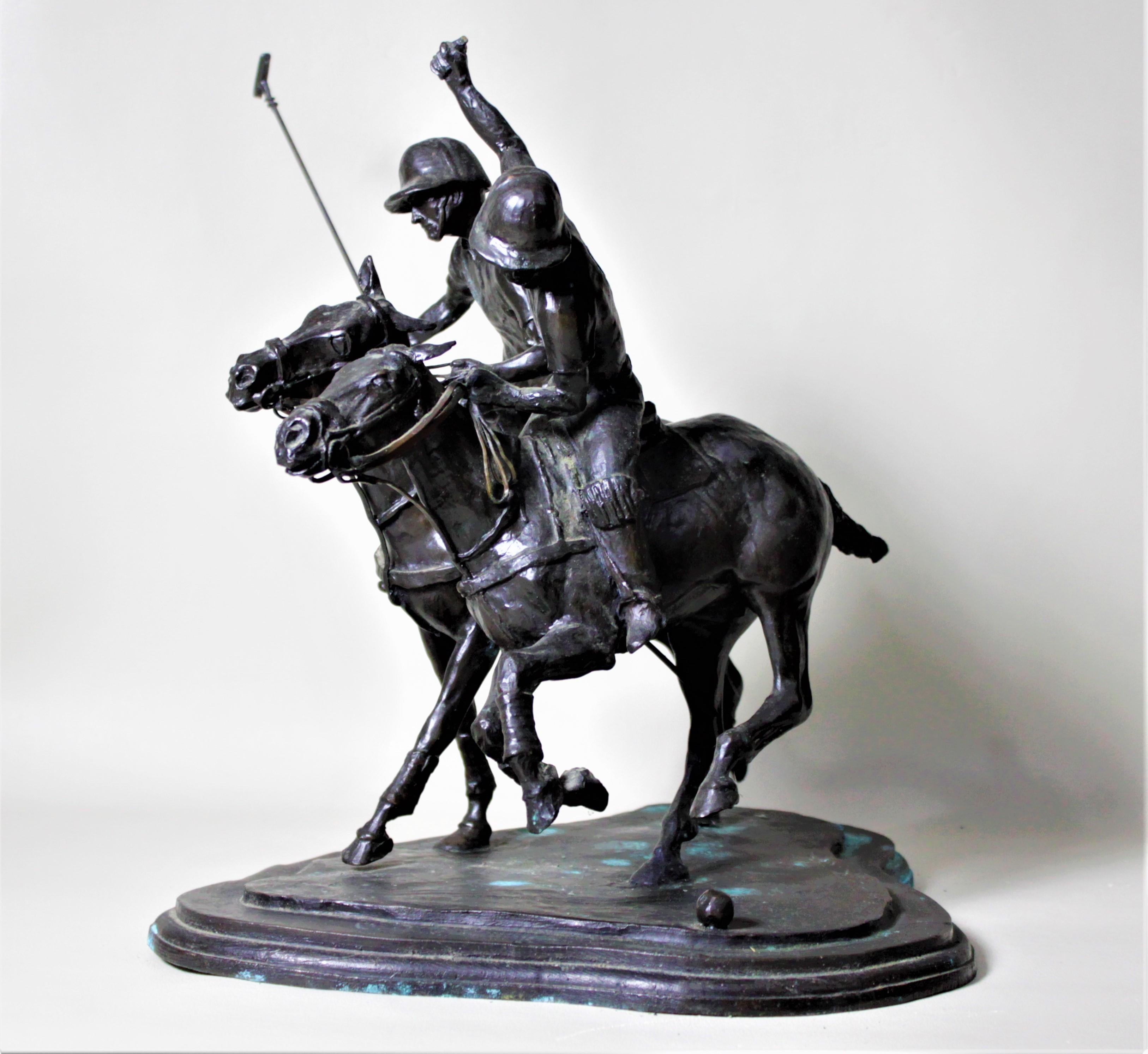 Gran escultura de bronce antigua firmada de jugadores de polo titulada 