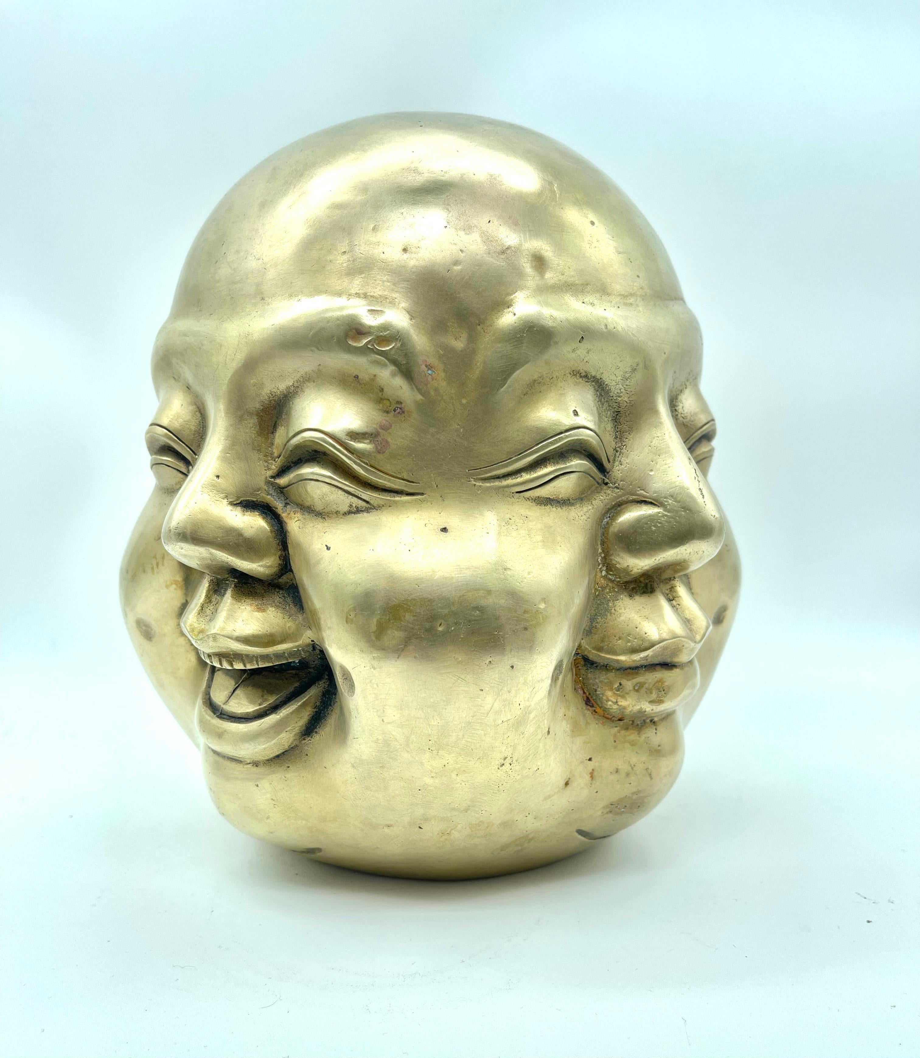 Gran estatua de bronce firmada de Buda de cuatro caras en venta 1