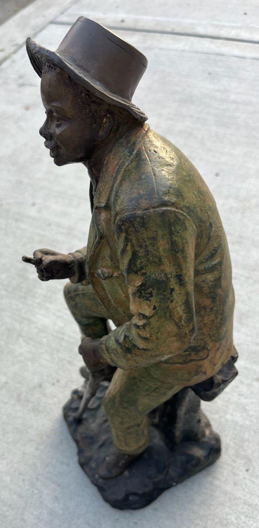 Scultura in bronzo di Farnsworth di grandi dimensioni, firmata, raffigurante un gentiluomo del sud seduto In condizioni buone in vendita a Los Angeles, CA