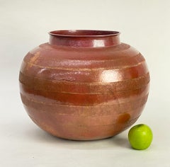 Große, signierte Vase oder Pflanzschale aus patiniertem Kupfer von Ignacio Punzo mit Engel-Motiv, Mexiko 2000
