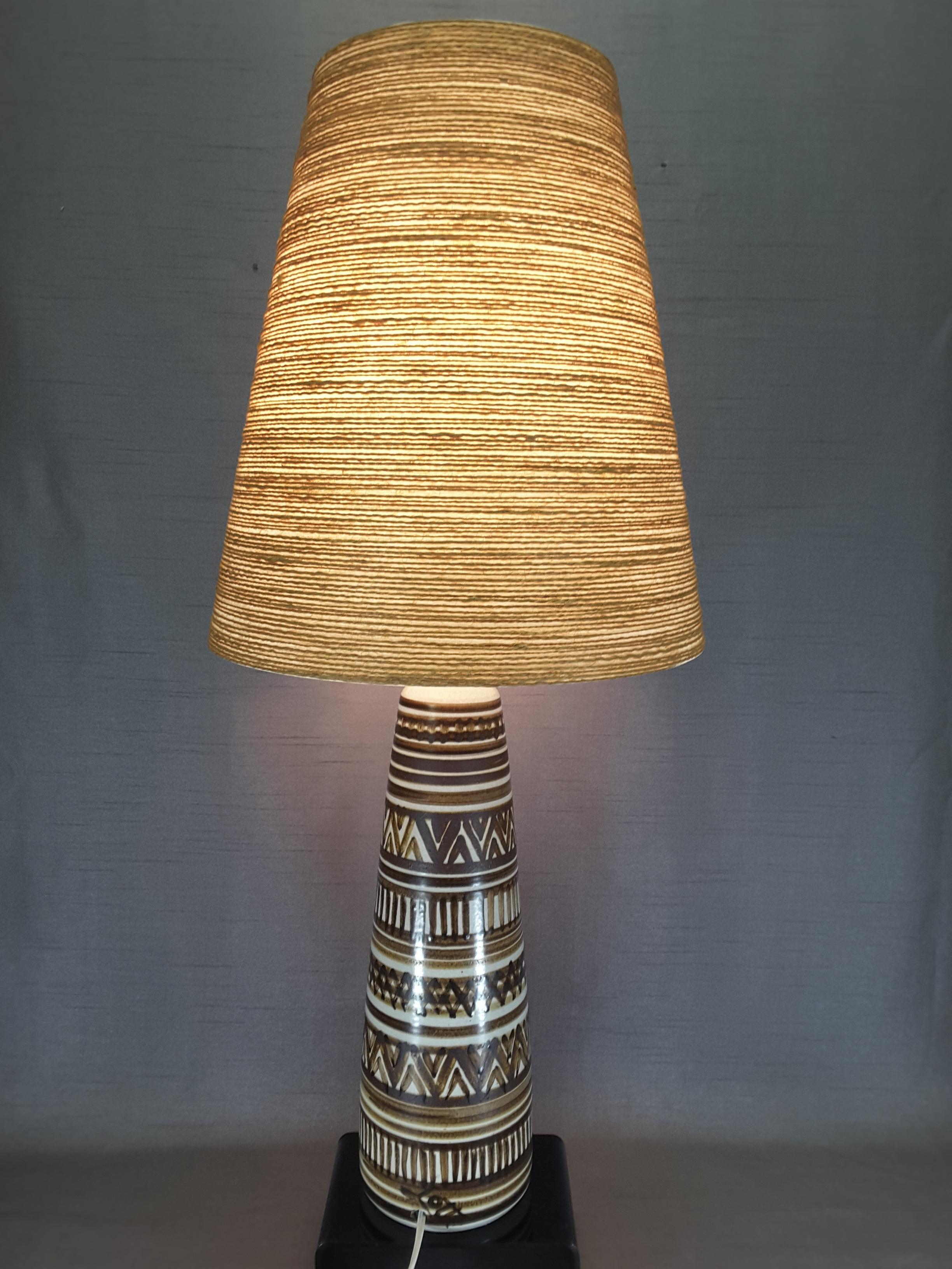 Large Signed Lotte & Gunnar Bostlund Table Lamp, Tribal Pattern, 1960s For Sale 5