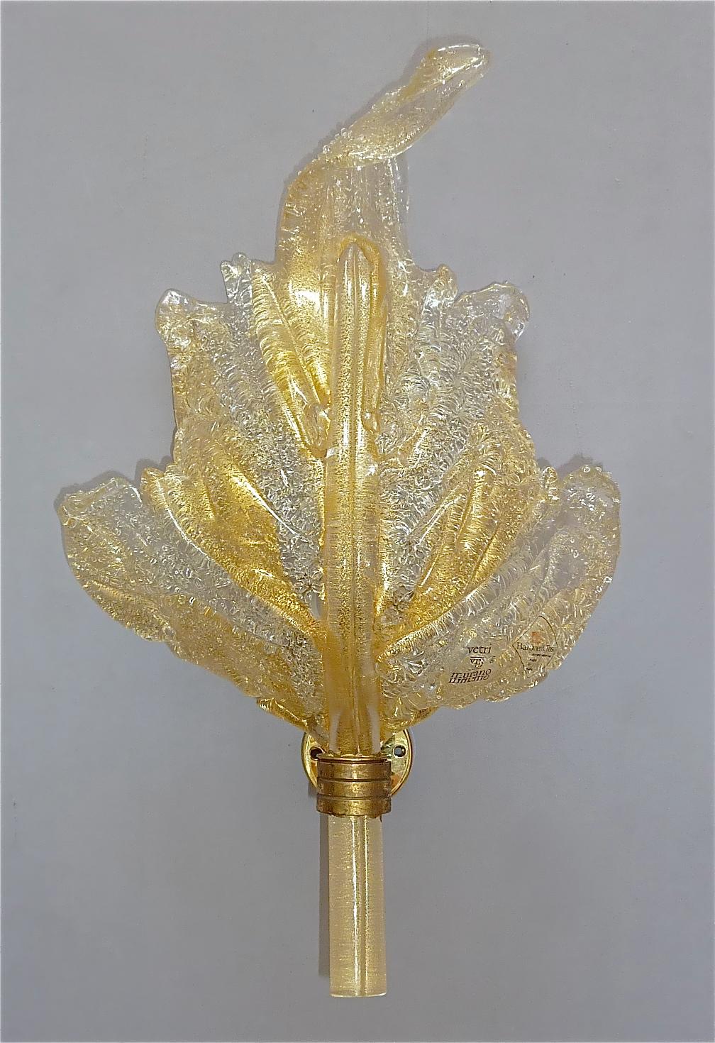 Hand-Crafted Large Signed Pair Barovier & Toso Leaf Sconces Italian Murano Glass Floral 1970s For Sale