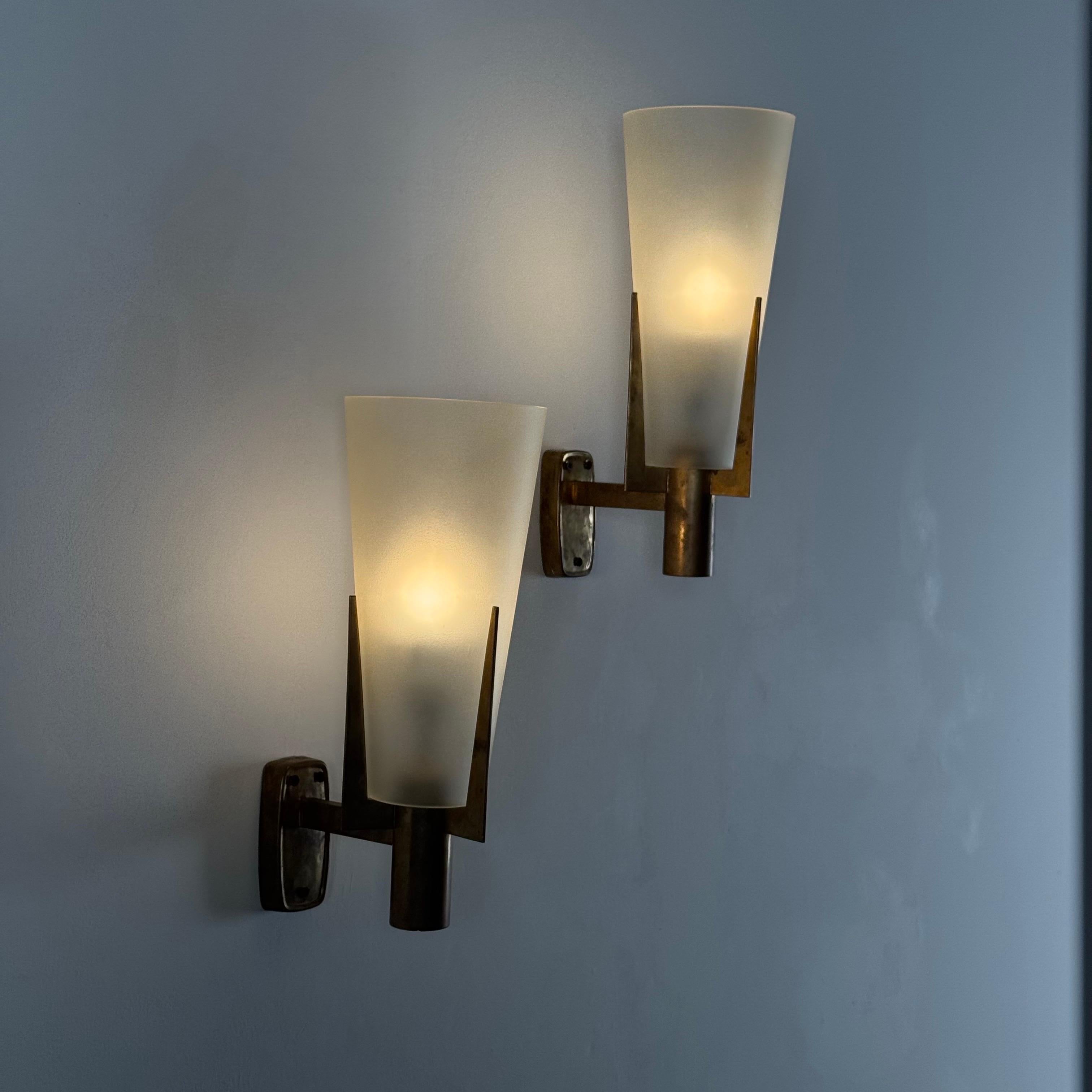 Large Signed Pair of Stilnovo Wall Sconces — Italy, circa 1950s In Good Condition For Sale In Brescia, Brescia