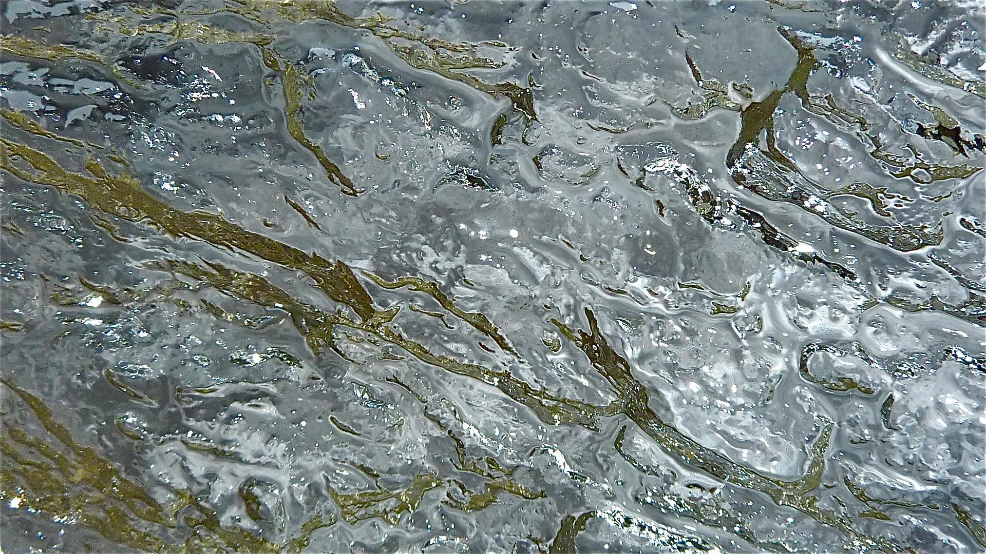 Große große signierte runde Kaiser Murano-Eisglas-Wandleuchte, versilbert Messing (Moderne der Mitte des Jahrhunderts) im Angebot