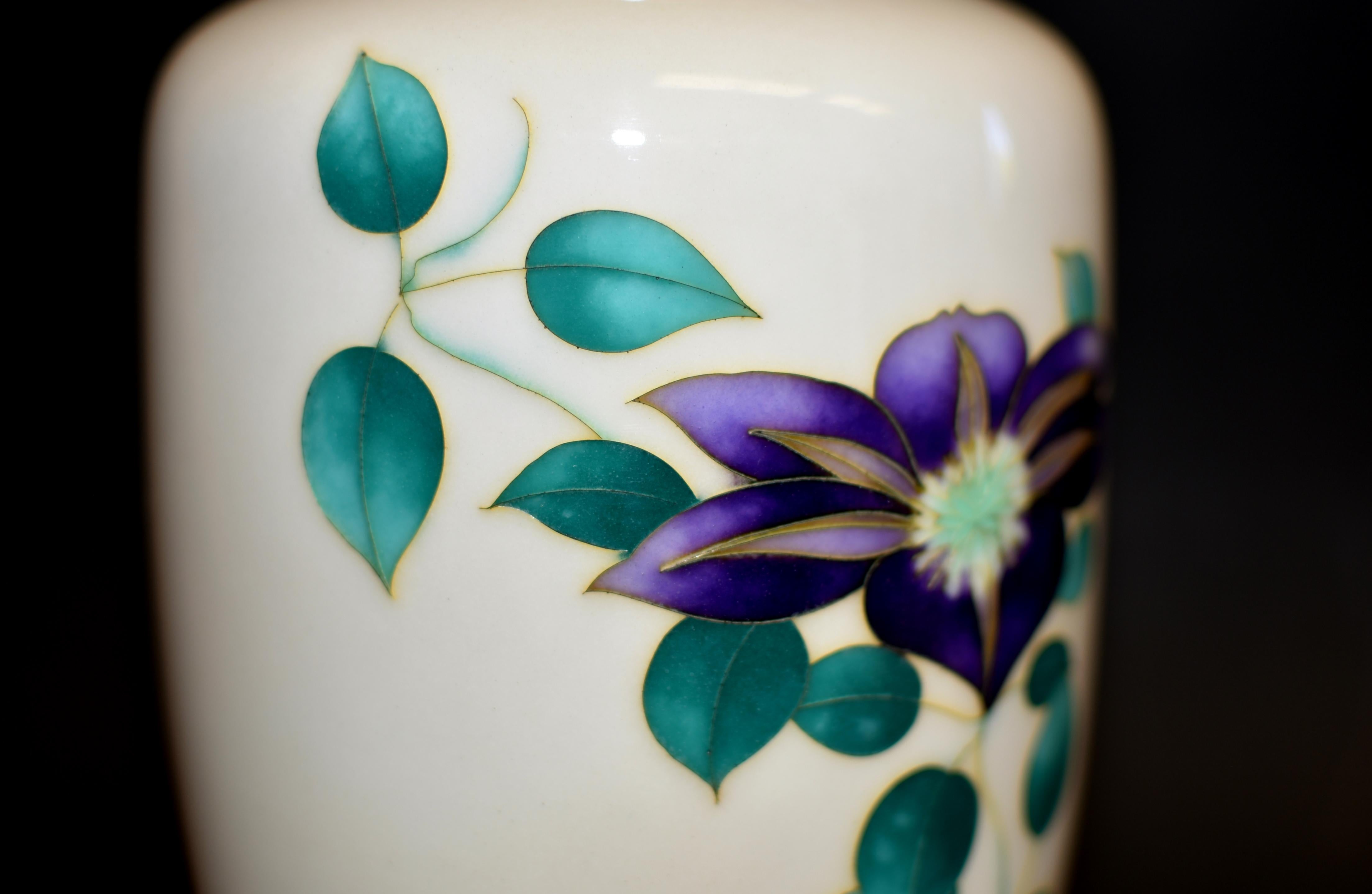 Gran Jarrón de Cloisonné Japonés Clematis 10