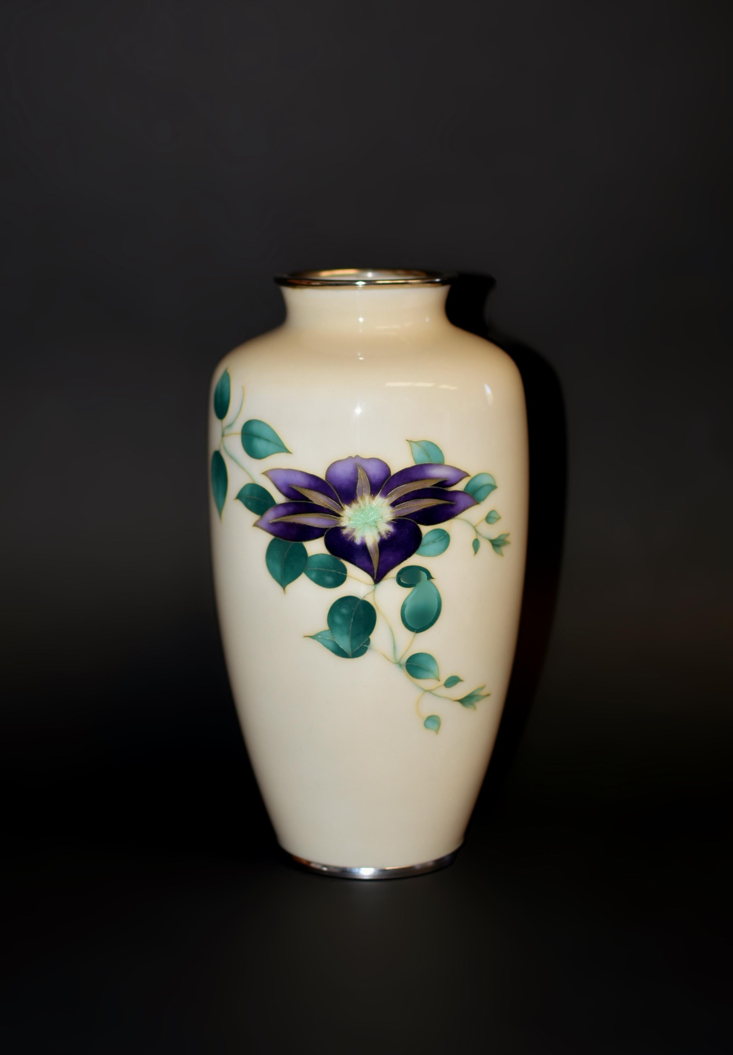 Gran Jarrón de Cloisonné Japonés Clematis 10