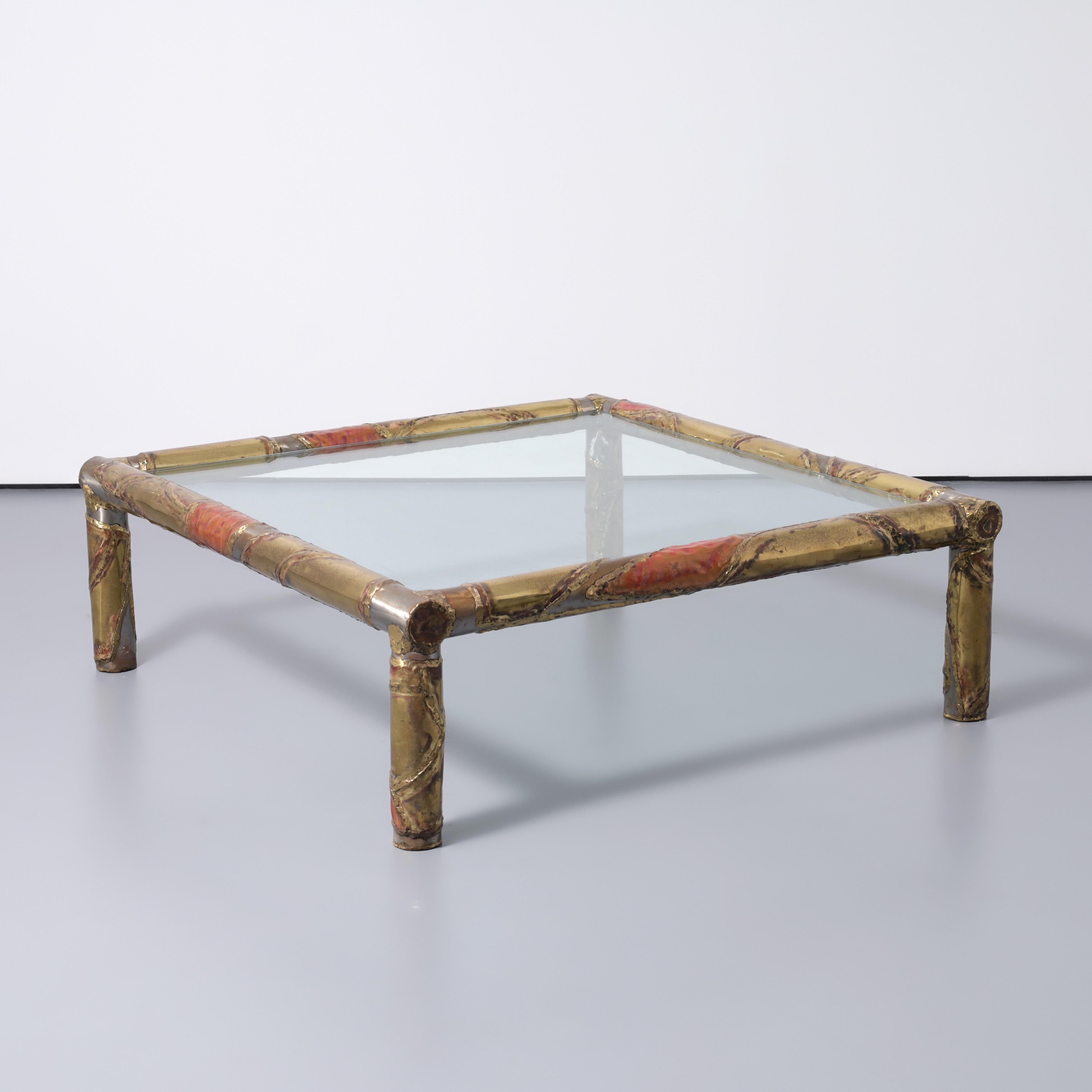 Artistics/Designer ; Fabricant : Silas Seandel (américain, né en 1937)
Marquage(s) ; notes : signé ; 1983
MATERIAL : métaux mixtes, verre
Dimensions (H, L, P) : 16 