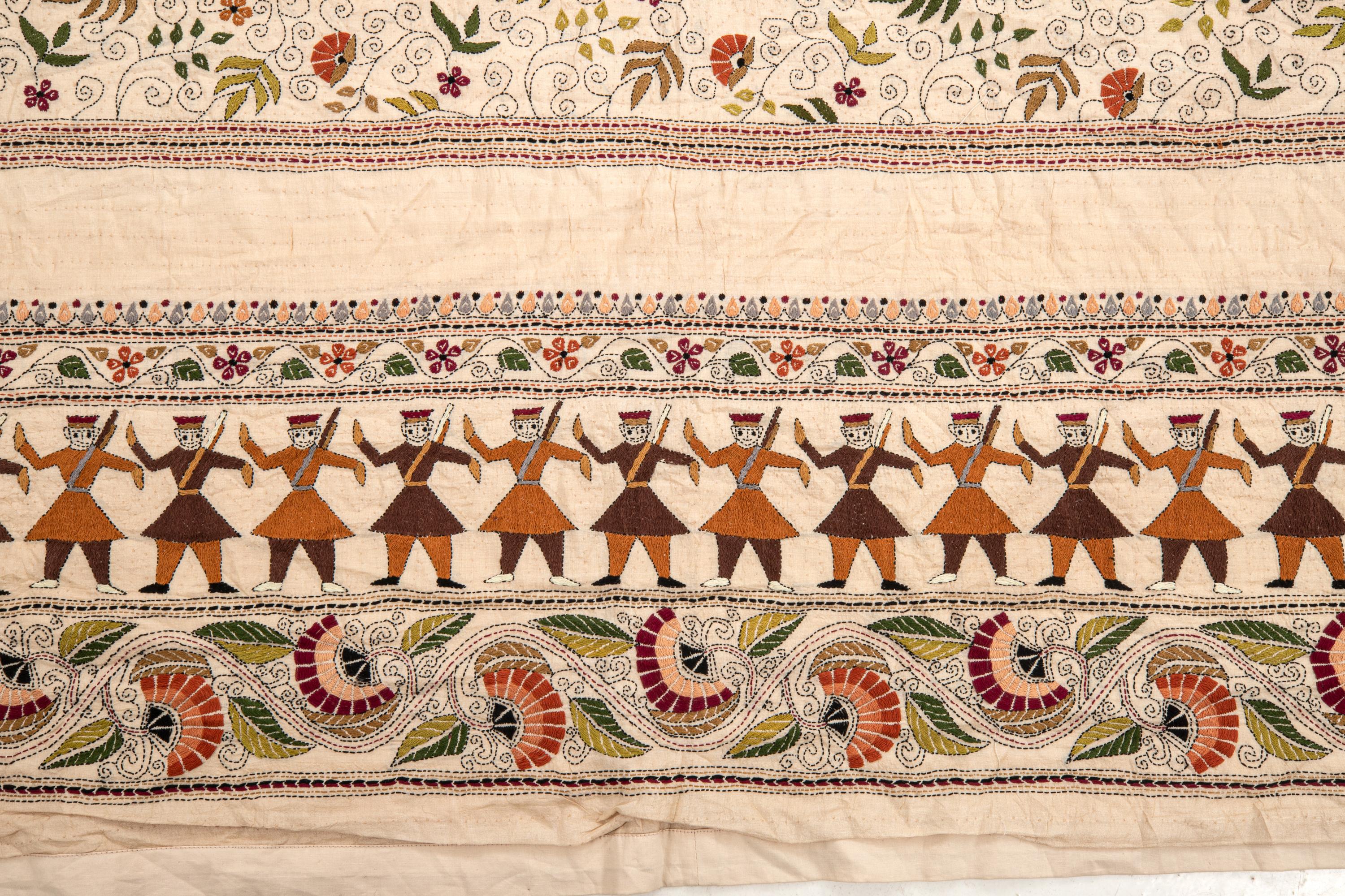 Large Silk Kantha Cover, India, 1980s In Good Condition For Sale In Istanbul, TR