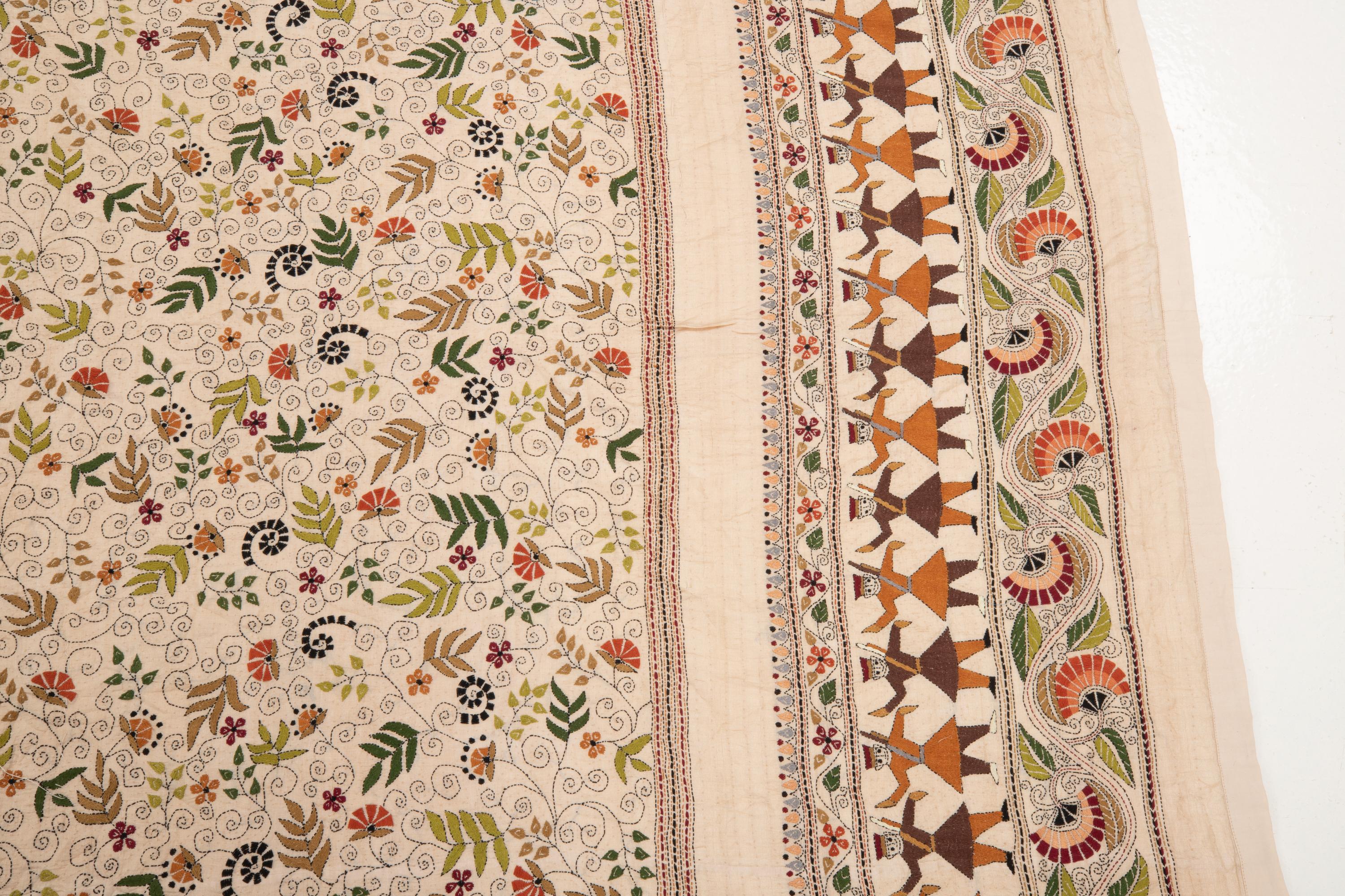 Coton Grand couvercle en soie Kantha, Inde, années 1980 en vente