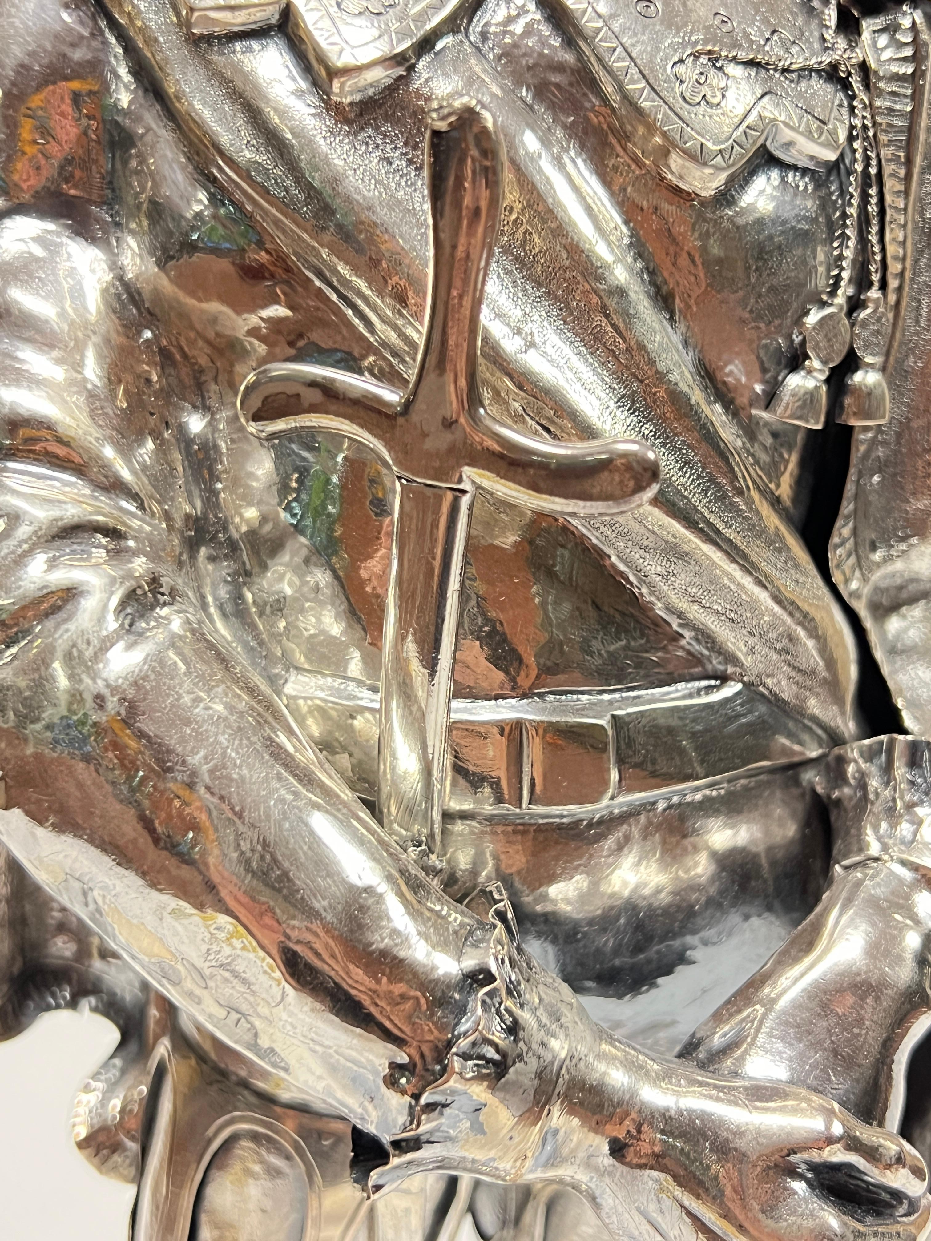Grande scultura in argento raffigurante un cavaliere spagnolo in vendita 8