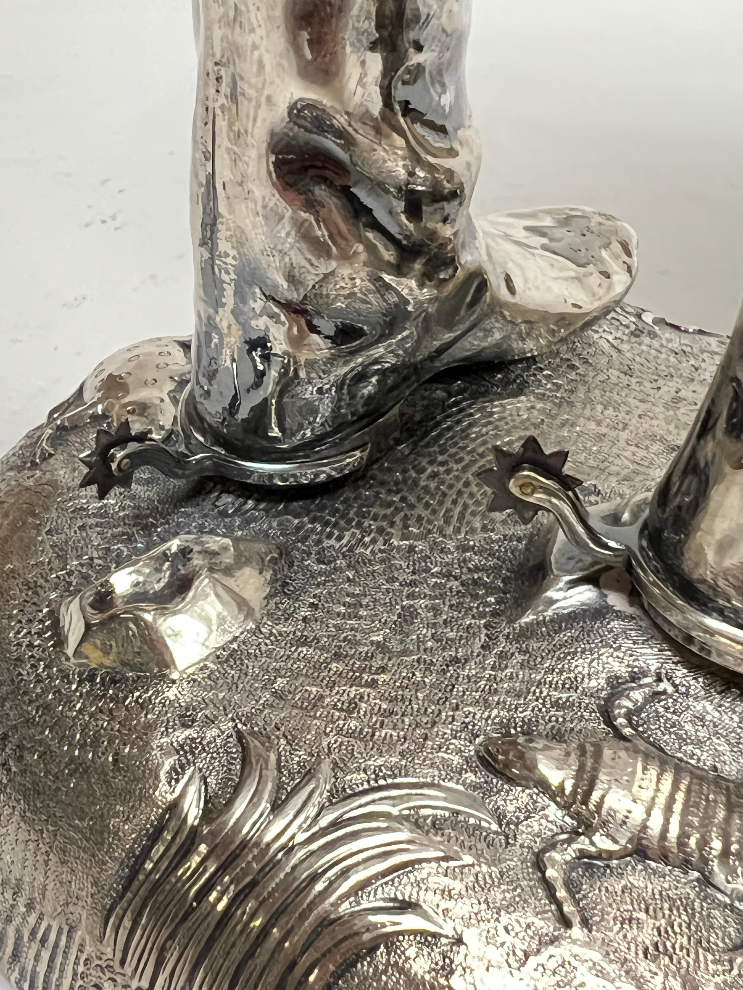 Grande scultura in argento raffigurante un cavaliere spagnolo in vendita 12