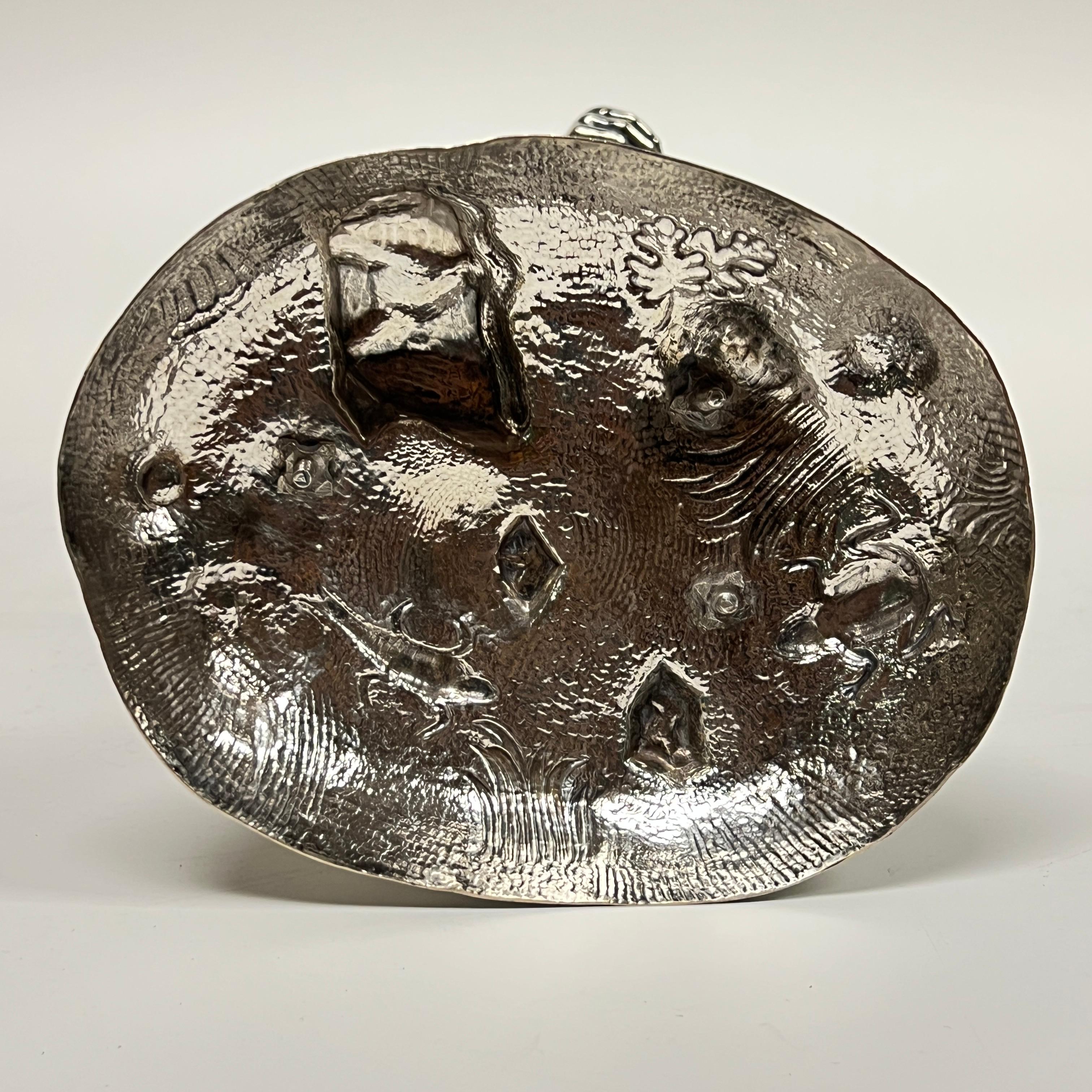 Grande scultura in argento raffigurante un cavaliere spagnolo in vendita 14