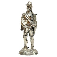 Sculture figurative in metallo
