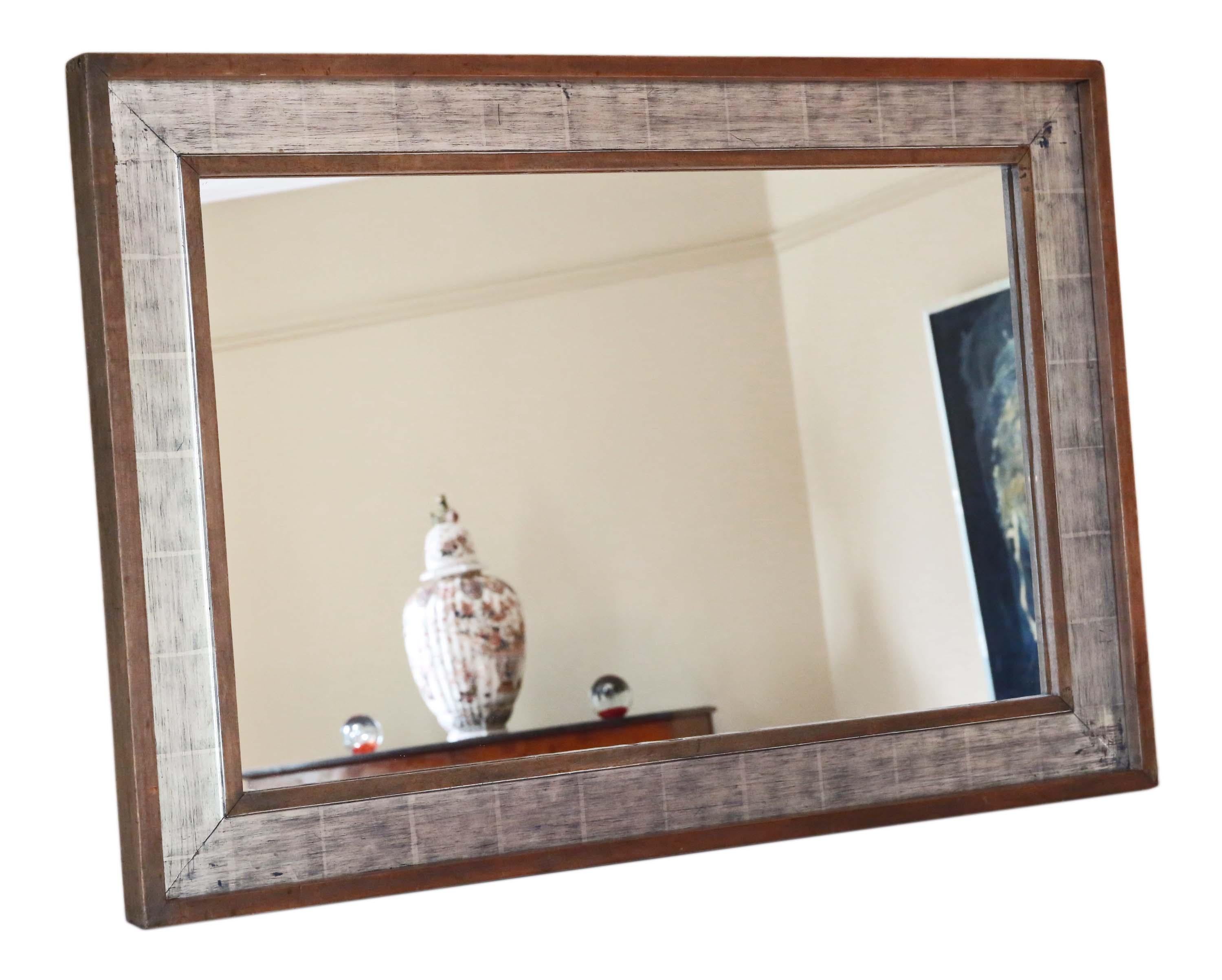 Large quality silver gilt and mahogany wall mirror mid-20th century.
This is a lovely unusual mirror, with simple clean lines.
Would look amazing in the right location. No woodworm or loose joints.
The glass is in very good condition