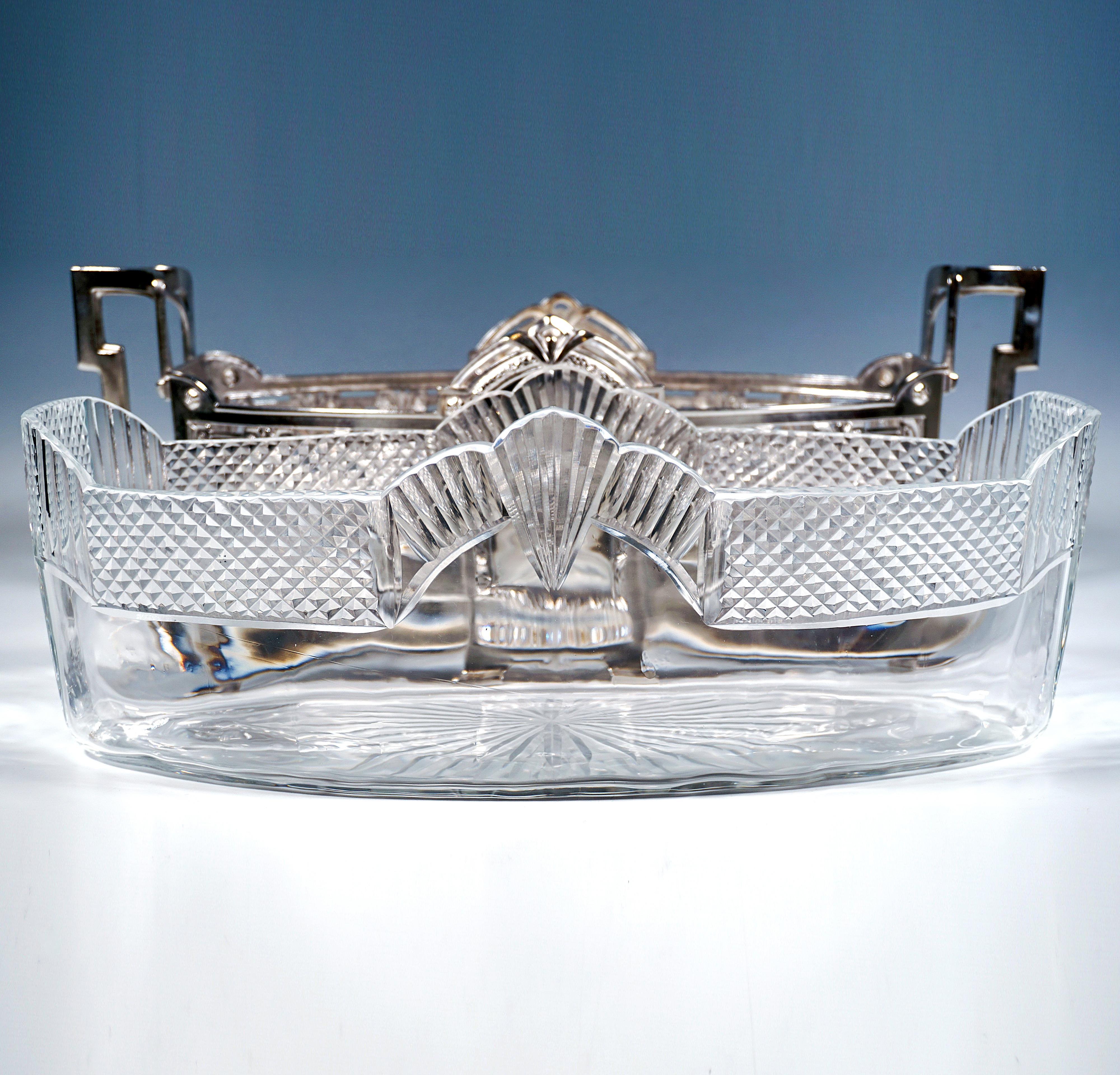 Grande jardinière en argent avec insert en verre, centre de table Wilkens & Sons, Allemagne Bon état - En vente à Vienna, AT