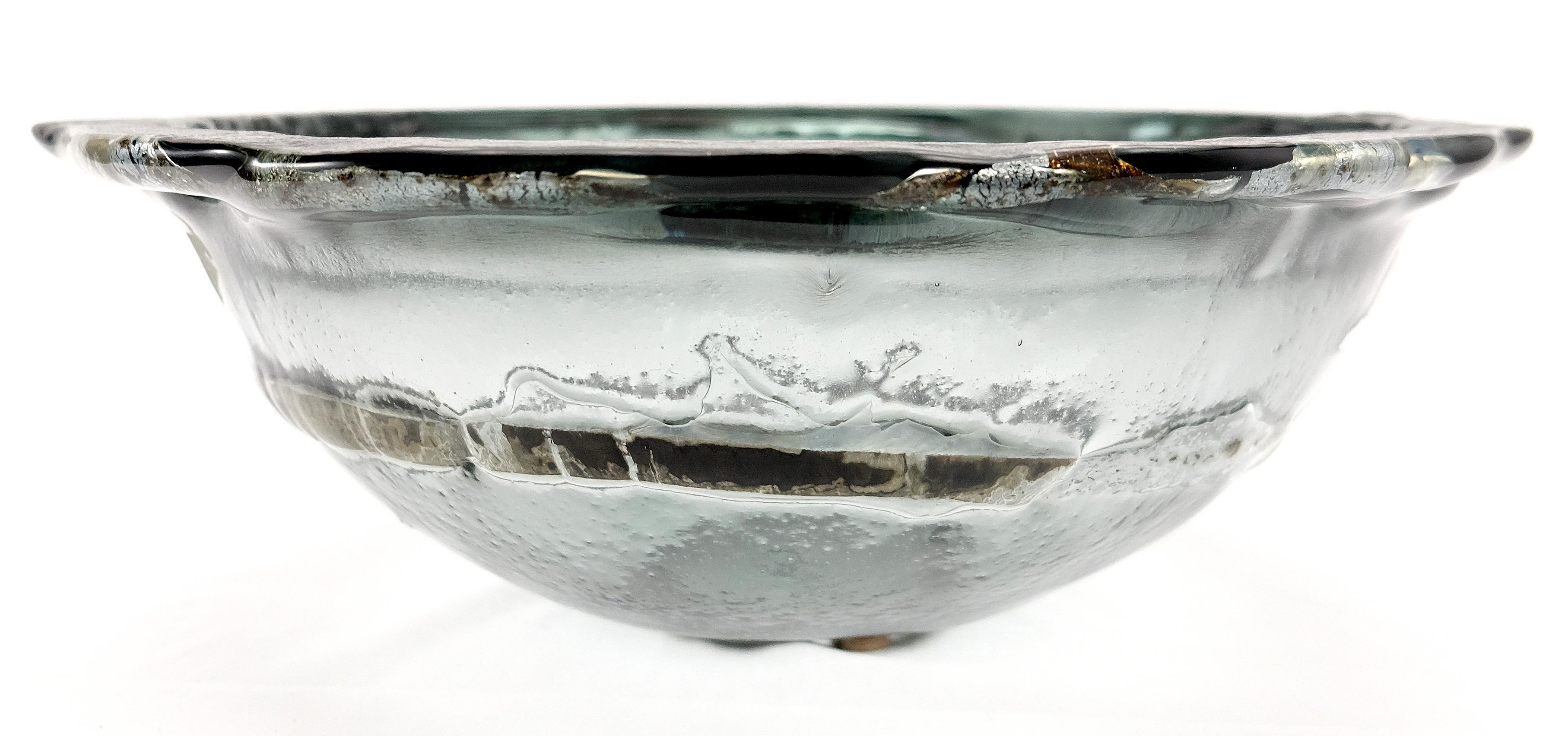 Vetrofuso Di Daniela Poletti Studio Large Silver-Leaf Infuse Blown Glass Bowl  In New Condition For Sale In Miami, FL