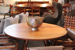 Gran cuenco de plata de Ward Bennett