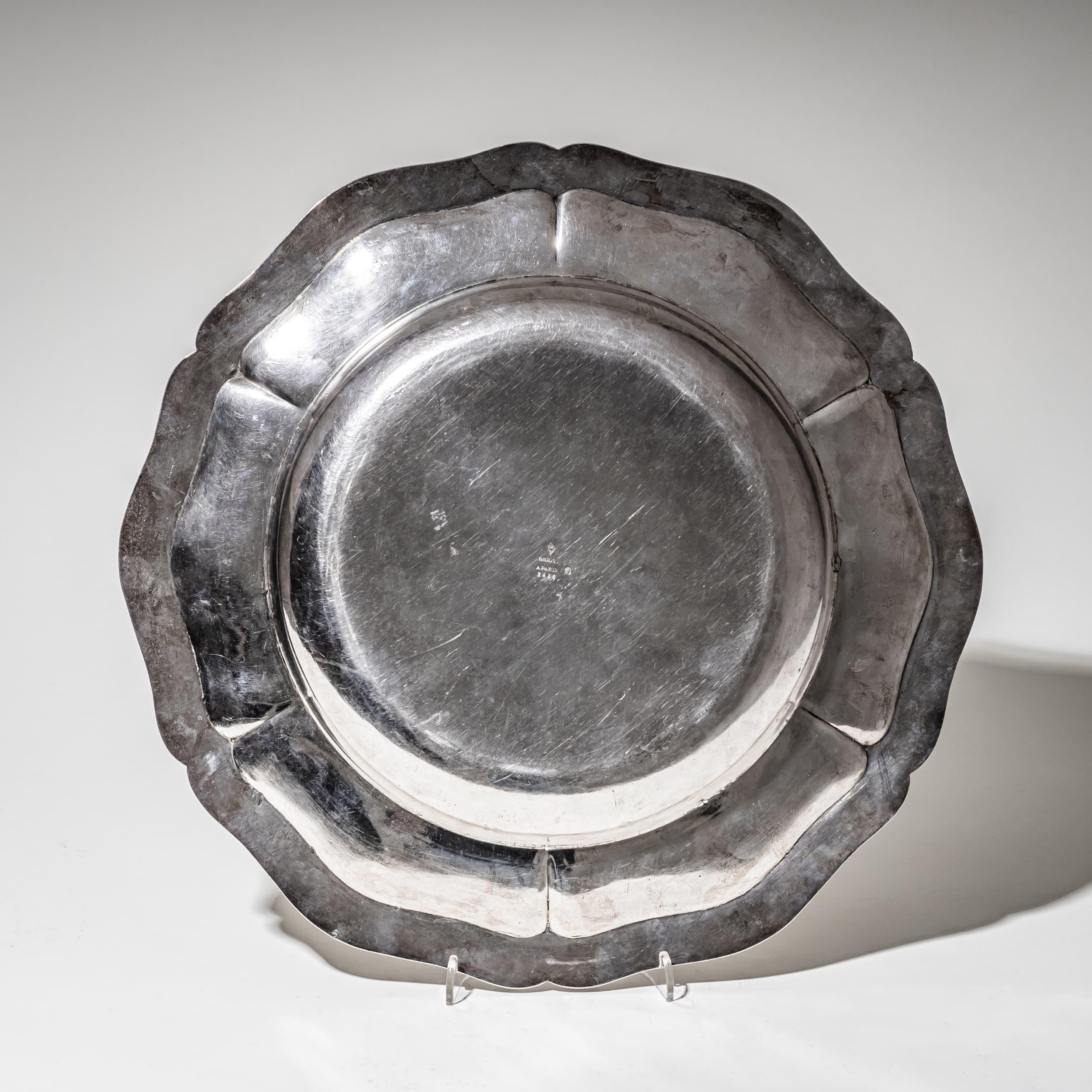 Grand plat en argent d'Odiot, Paris, seconde moitié du XIXe siècle Bon état - En vente à Greding, DE