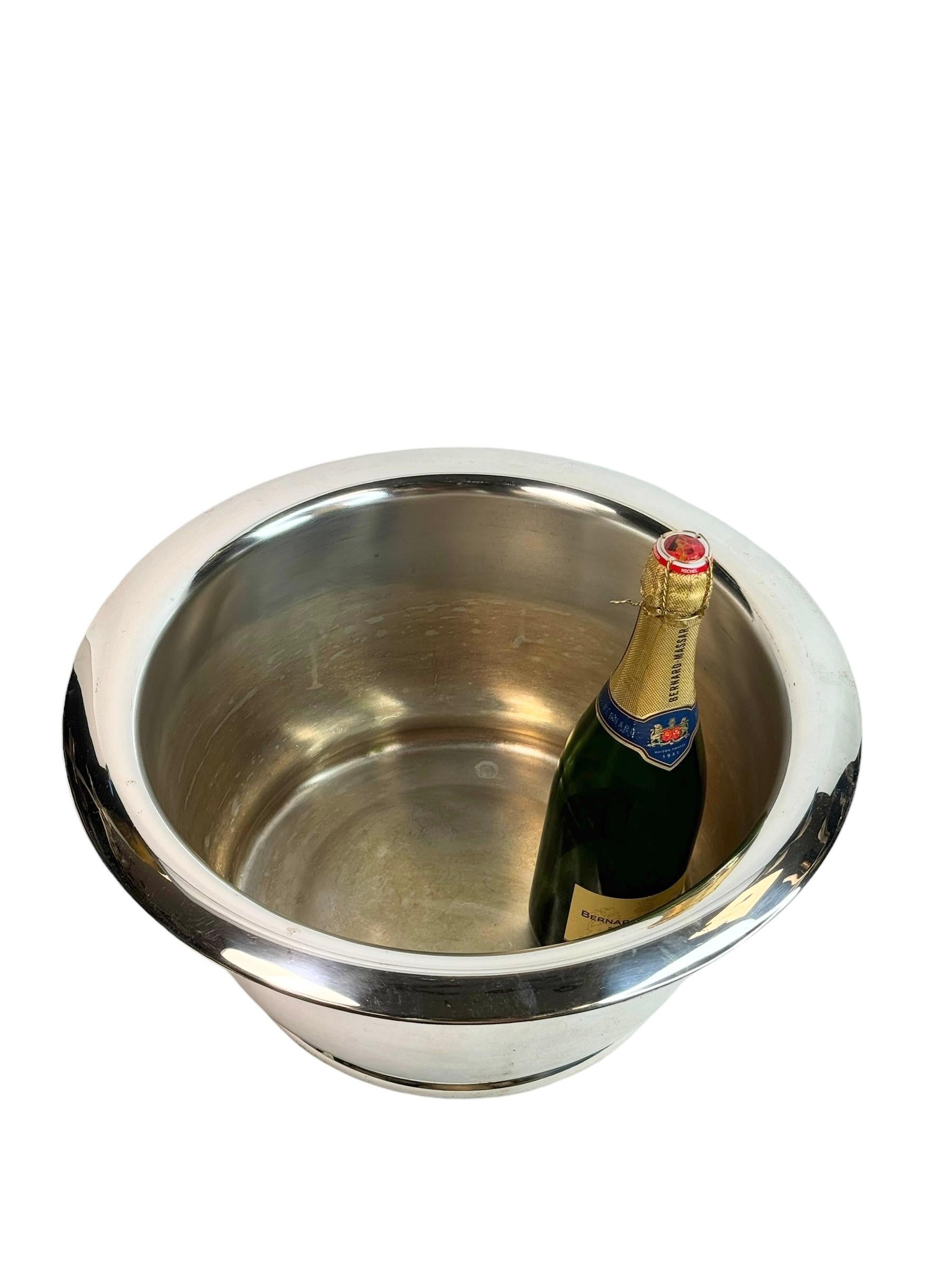 Art Nouveau Grande refrigeratore per champagne e vino in argento, coperchio a 3 fori europeo in vendita