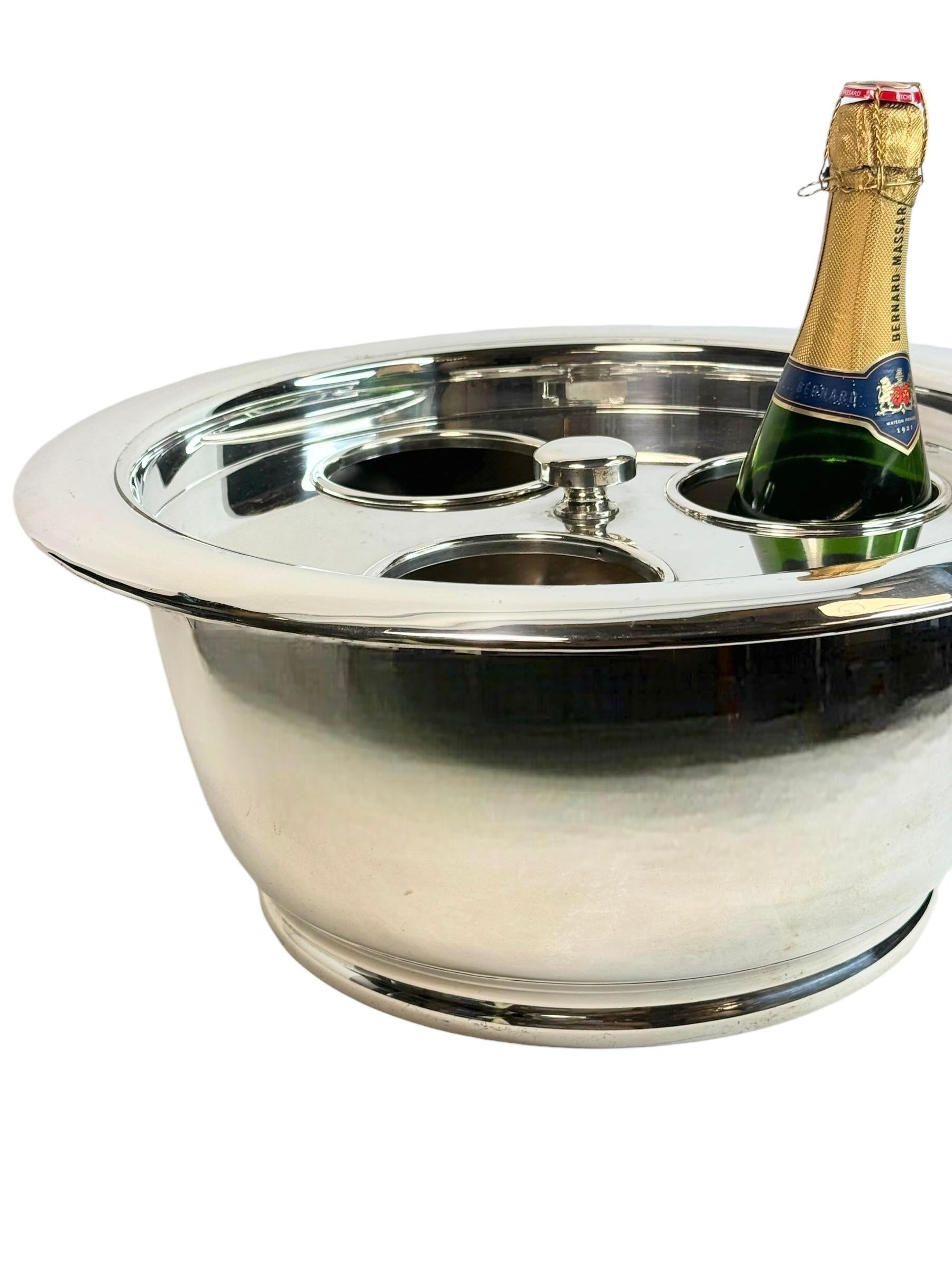 Grande refrigeratore per champagne e vino in argento, coperchio a 3 fori europeo In condizioni buone in vendita a Nuernberg, DE