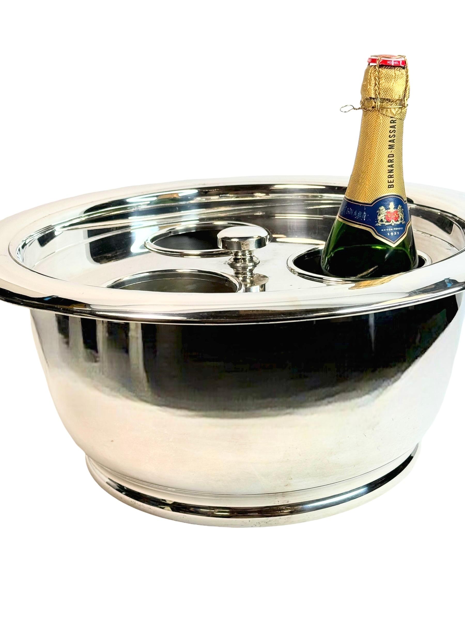 XX secolo Grande refrigeratore per champagne e vino in argento, coperchio a 3 fori europeo in vendita