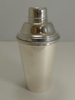 Large Silver Plated Cocktail Shaker with Integral Lemon Squeezer by Elkington