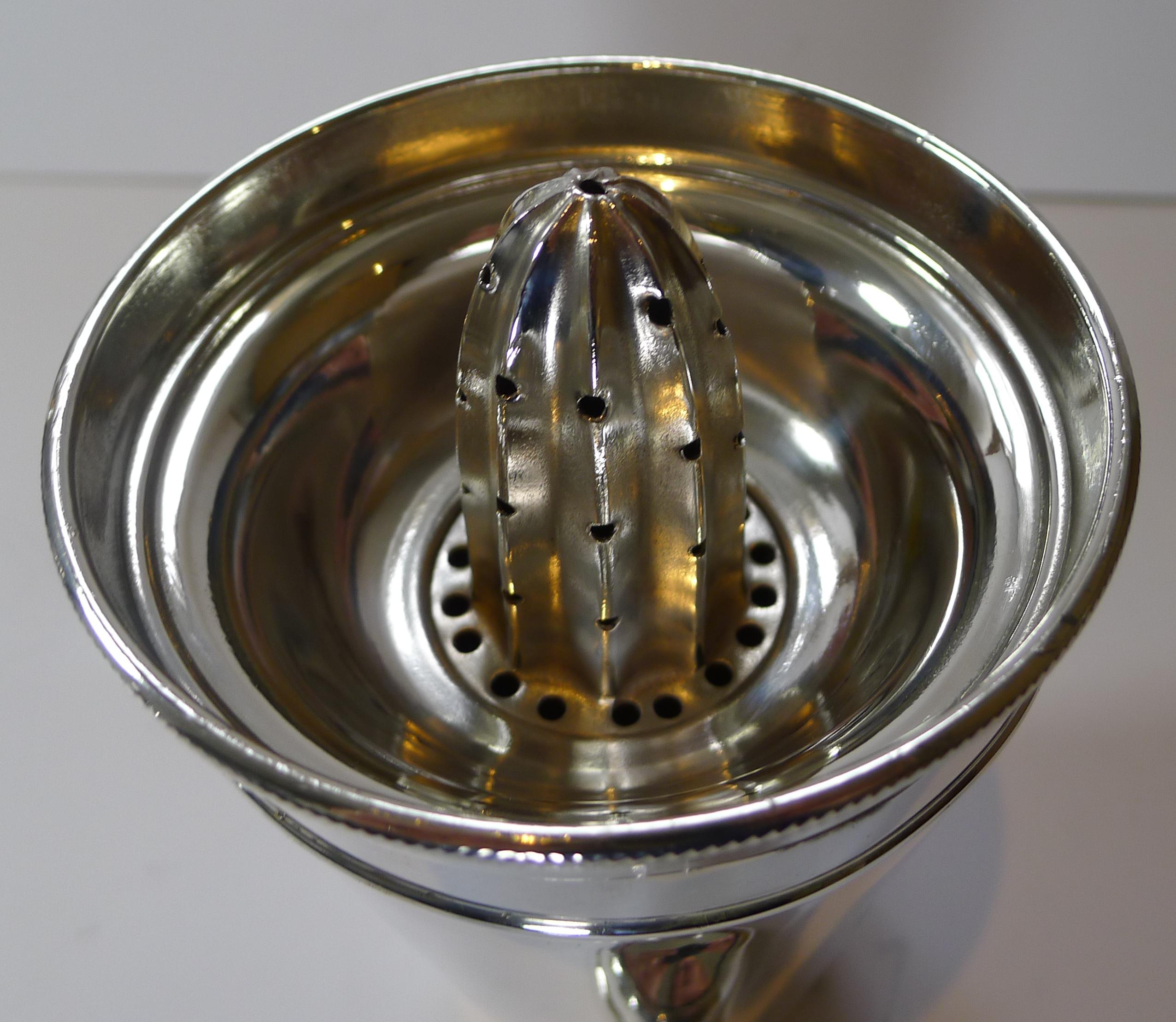 Large Silver Plated Cocktail Shaker With Integral Lemon Squeezer 5