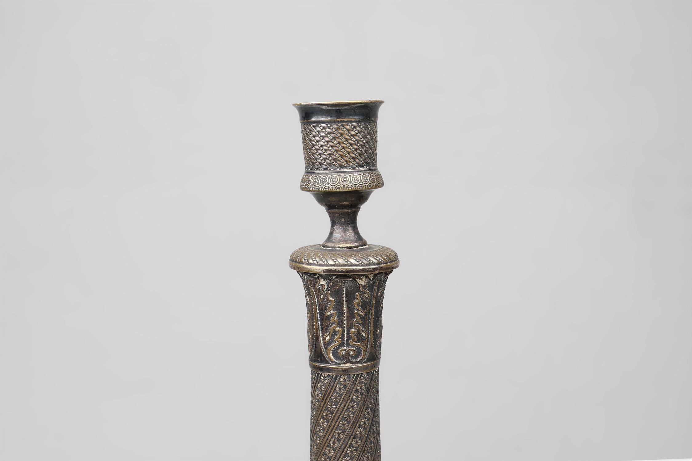 Stile impero Grande candeliere in rame argentato, Francia ca. 1900 in vendita