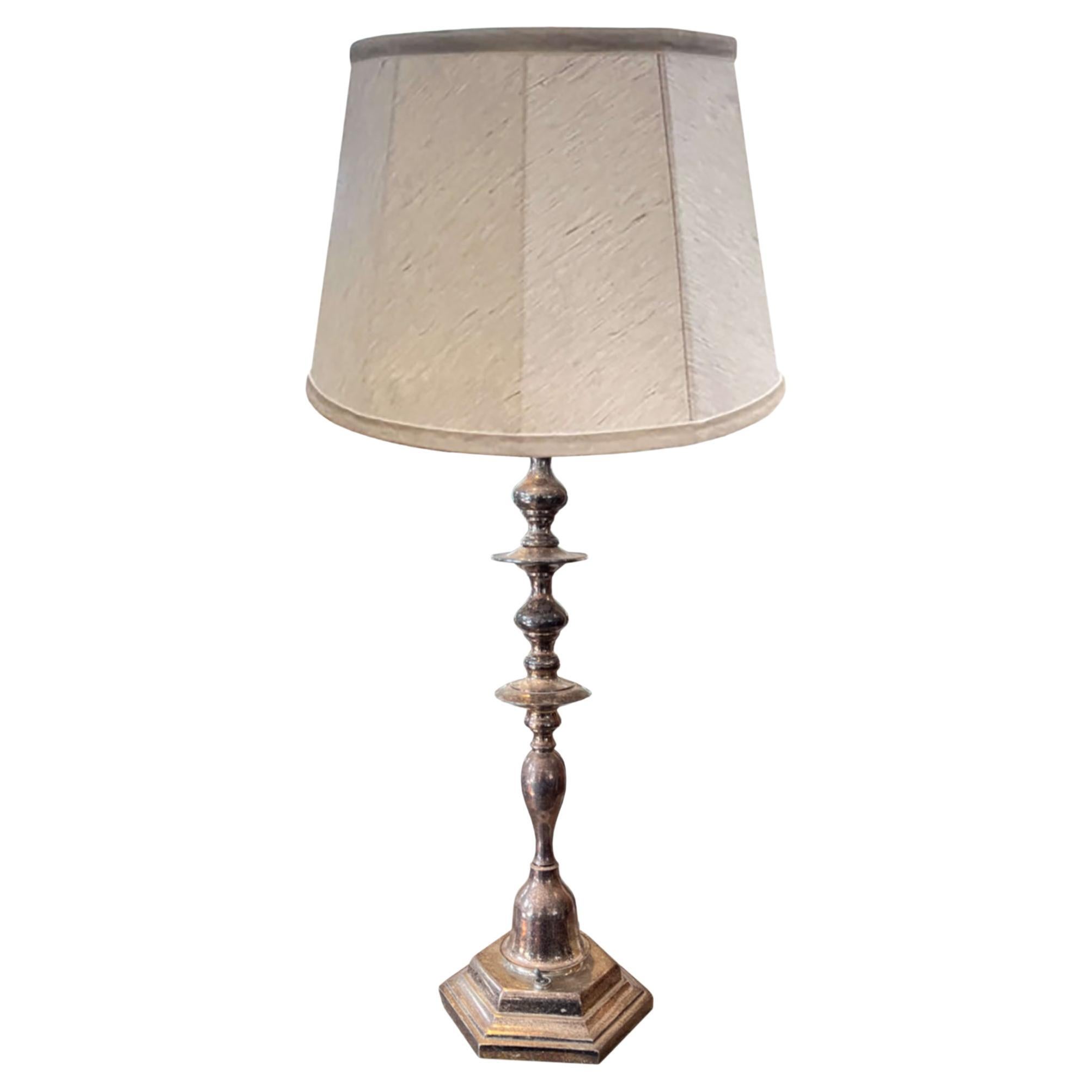 Grande lampada da tavolo inglese "a candelabro" placcata in argento