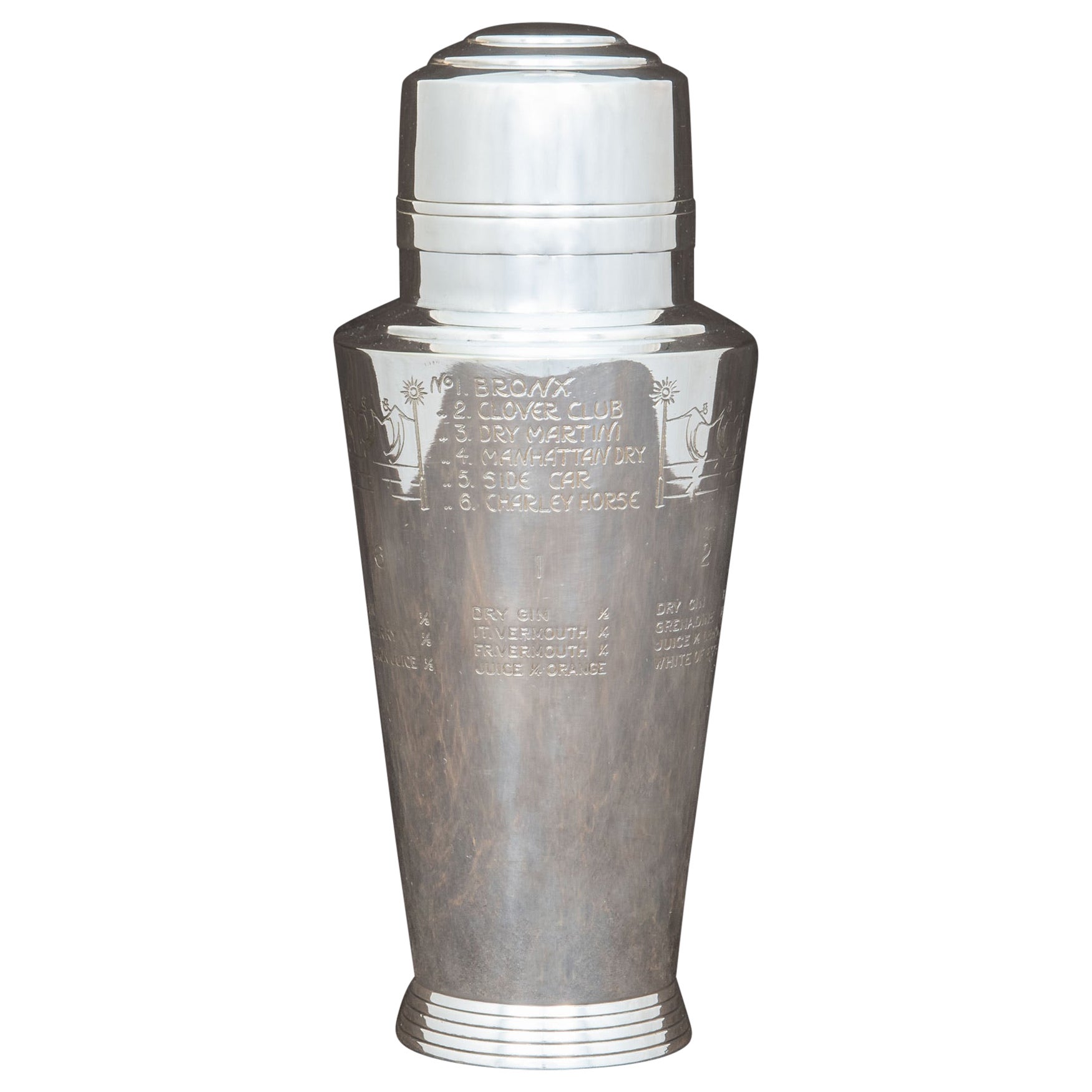 Großer versilberter Rezept-Cocktailshaker von Keith Murray, um 1935 im Angebot