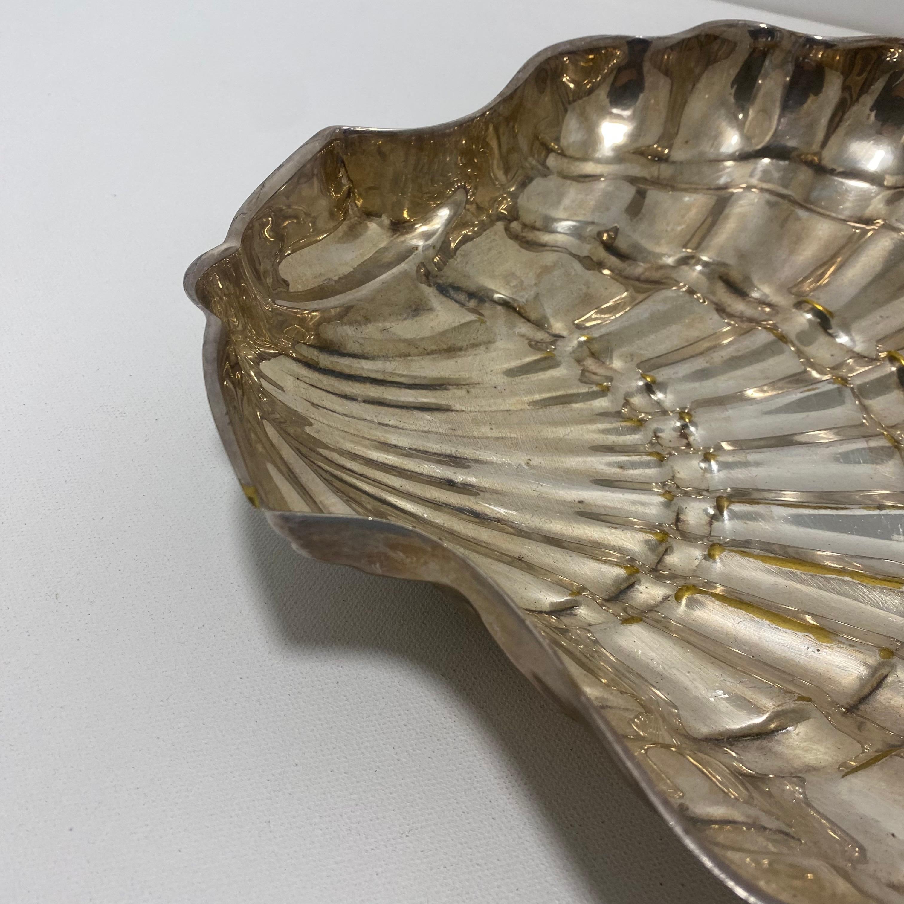 Grande piatto in argento placcato con conchiglie marine Hollywood Regency Art Deco Italiano anni '70 in vendita 8