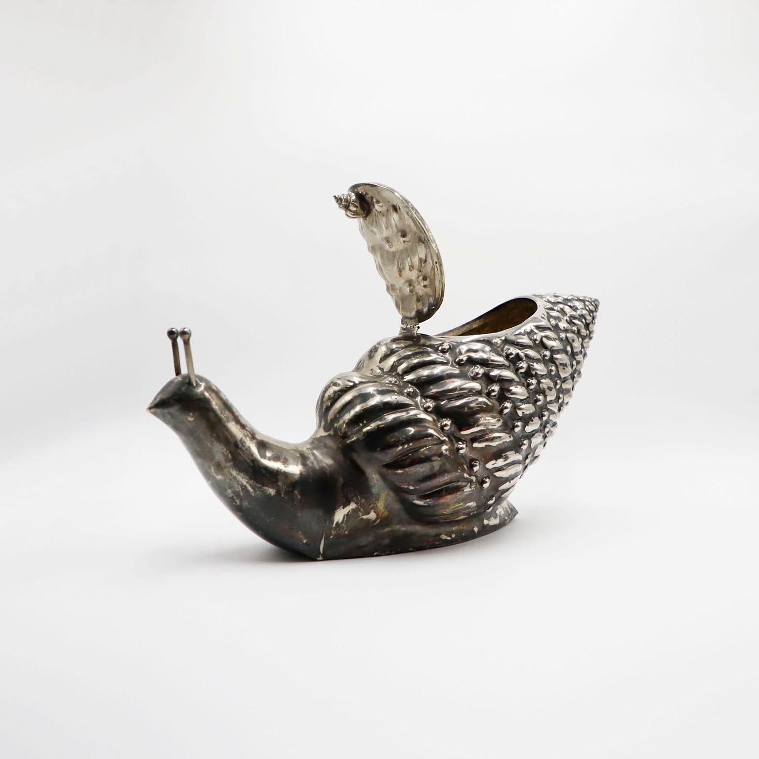 Enfriador de vino caracol grande plateado Moderno de mediados de siglo en venta