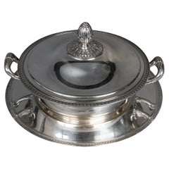 Grande soupière en métal argenté de Christofle, période Napoléon III.