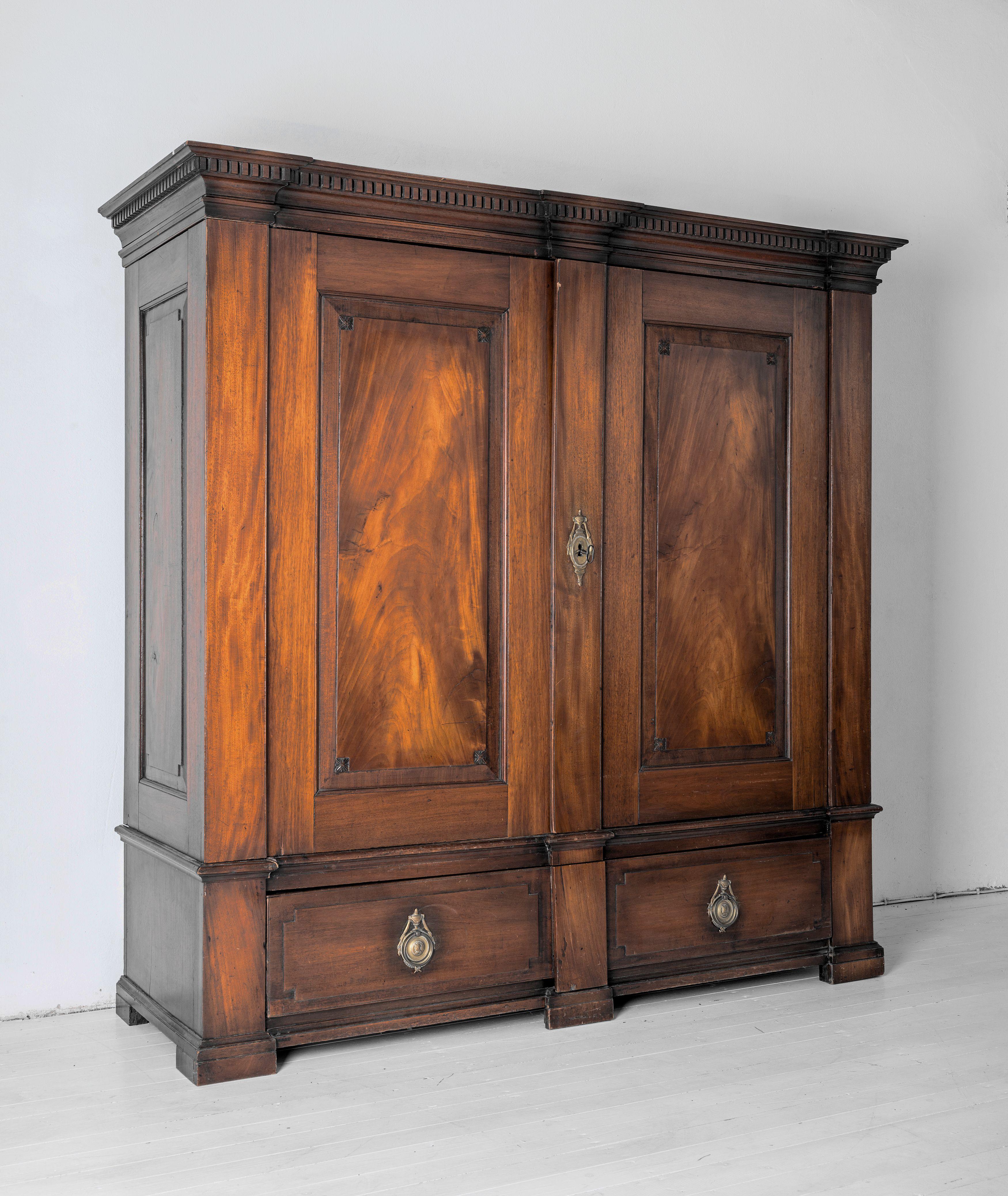 Polished Large Simple Neoclassical Danish Mahogany Armoire, ca 1790 For Sale