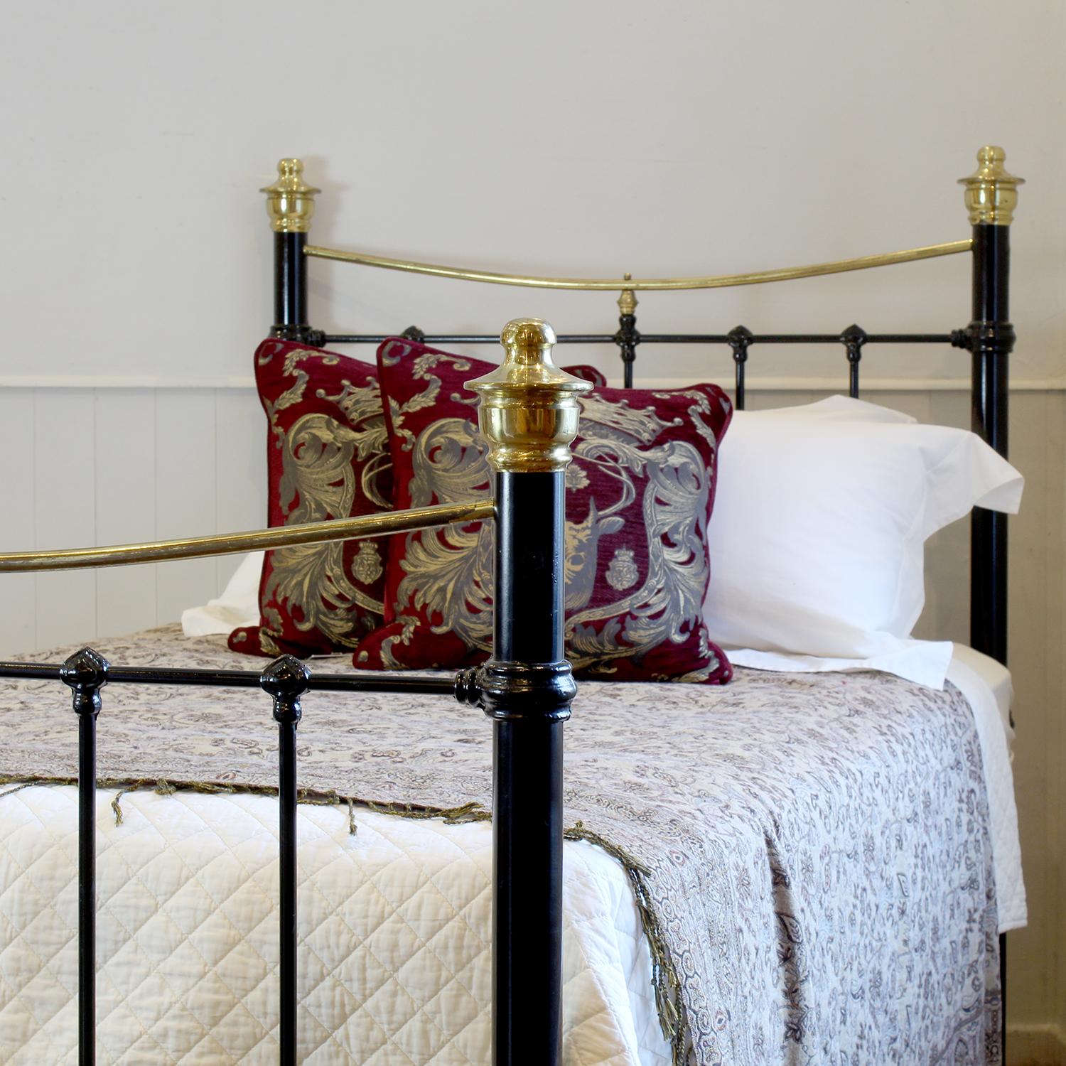 Victorian Large Single Black Antique Bed MS77 For Sale