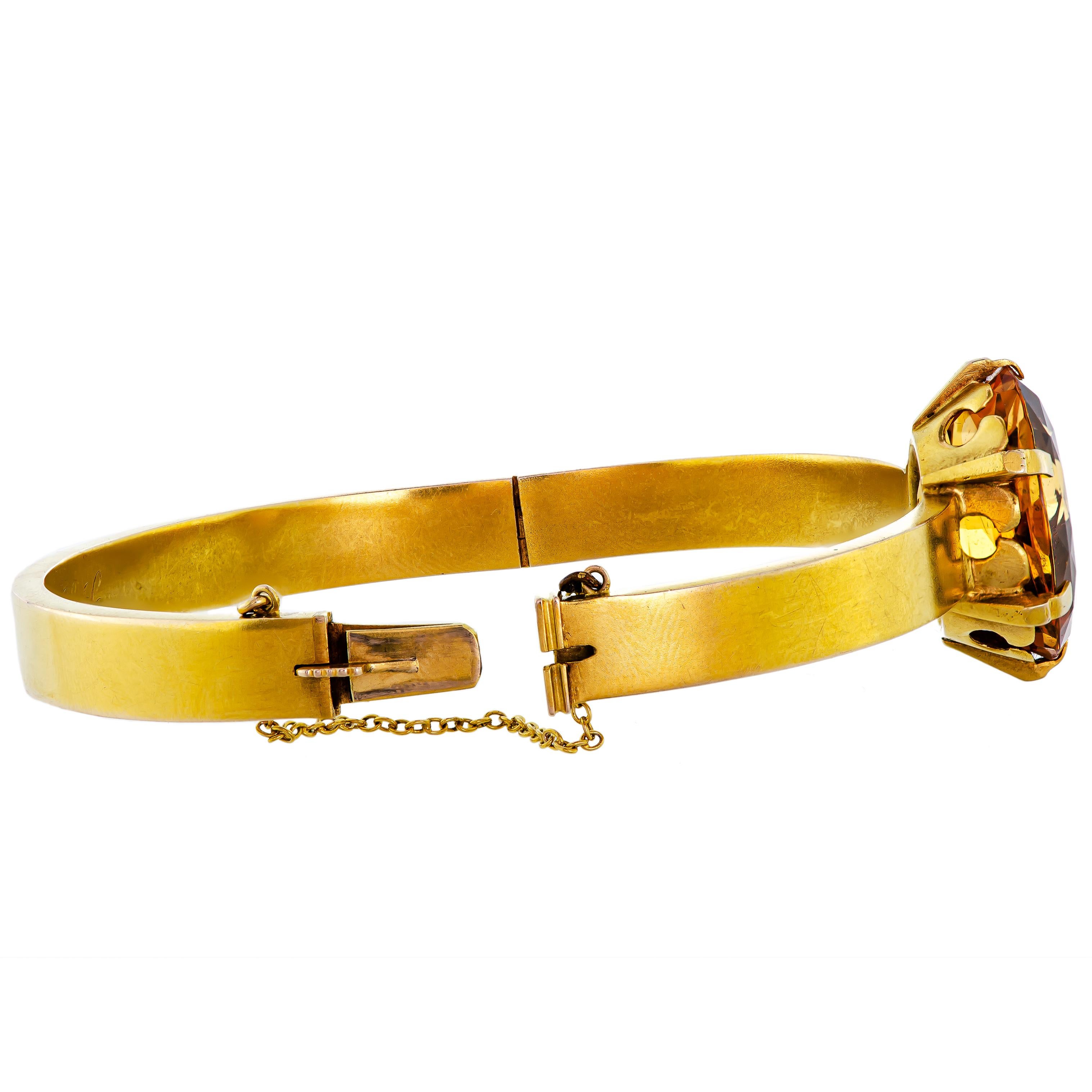 Large Single Citrine 14kt Yellow Gold Stiff Bracelet In Good Condition For Sale In Wheaton, IL