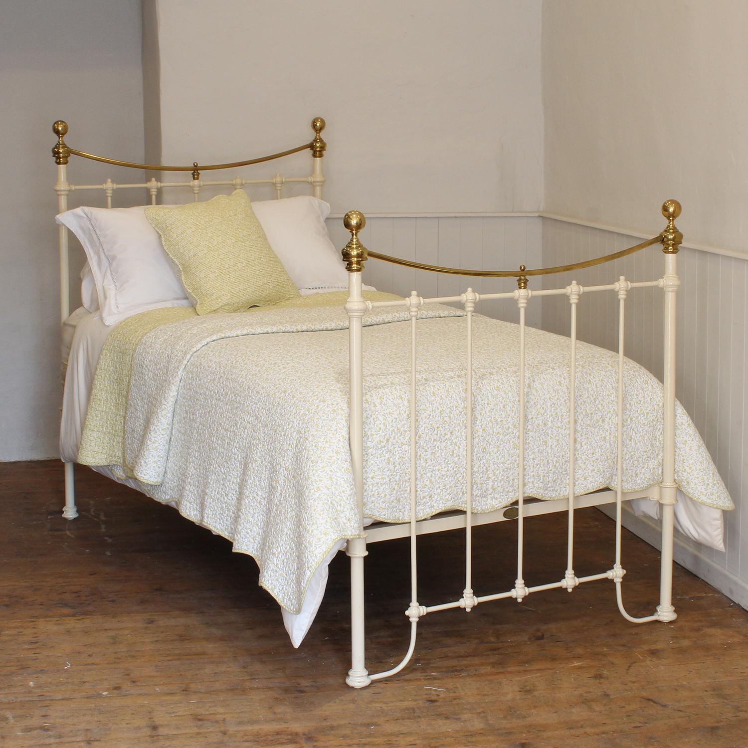 A traditional style Victorian antique bed painted in cream, with curved brass top rails.
This bed takes a large single 3ft 6in wide x 6ft 3in long base and mattress.
The price includes a firm base.
The mattress, bedding and bed linen are not