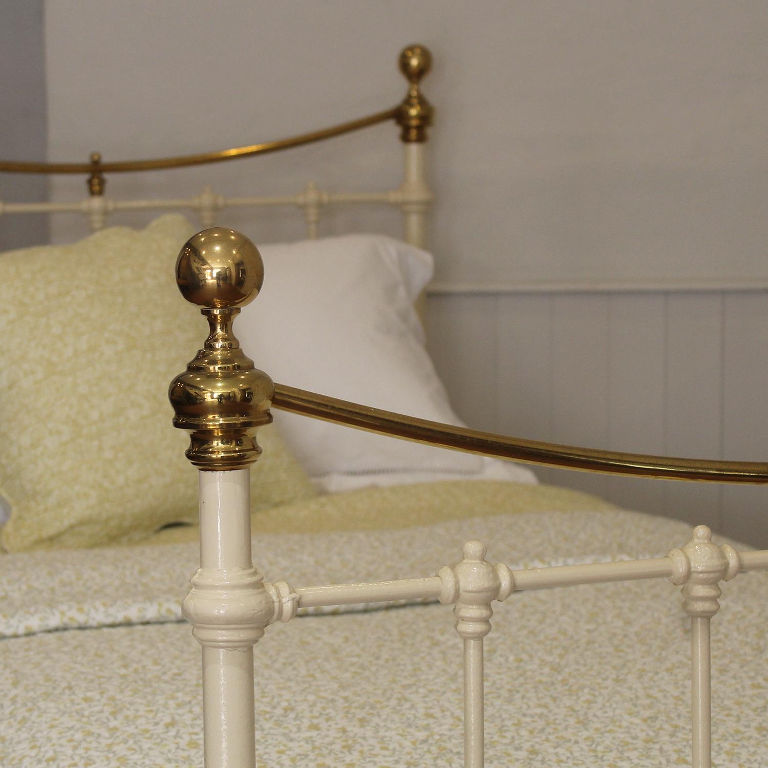 British Large Single Cream Antique Bed MS60